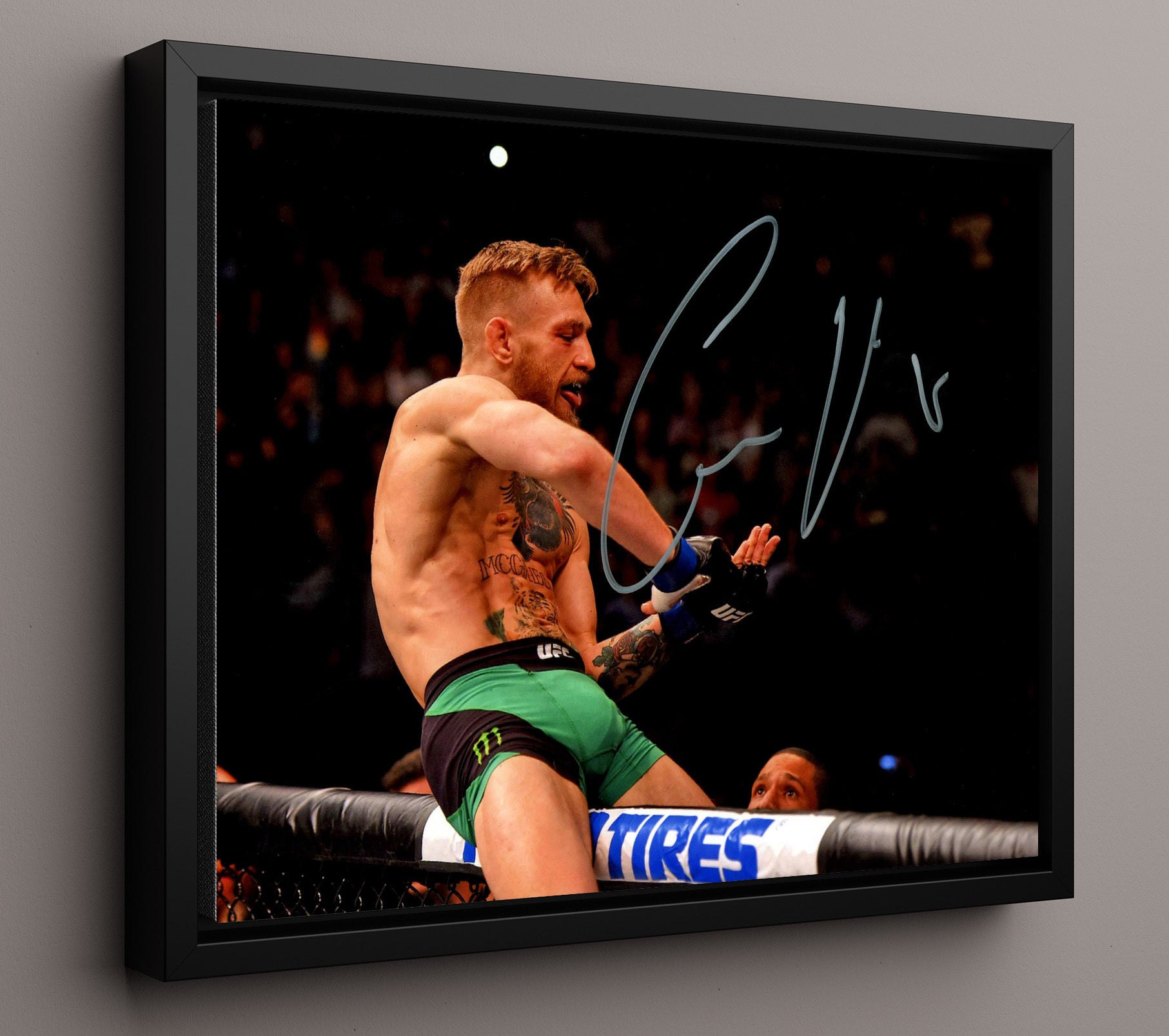 McGregor - Cage Celebration Pose MMA Wall Art 16x20 Framed Canvas wall art print – MMA Wall Art decor