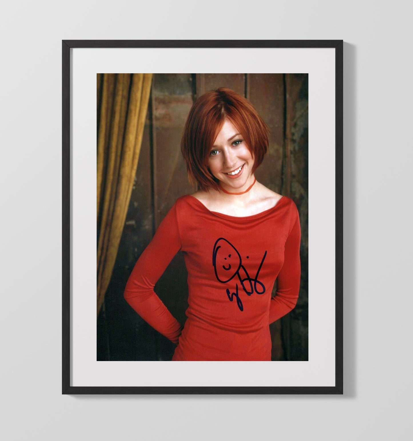 Alyson Hannigan - Red Hair Studio Photograph movie wall art 16x20 Gallery Frame