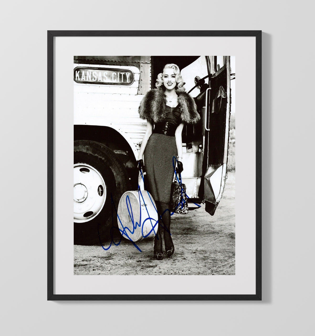 Amber Heard - Glamour Studio Photograph movie wall art 16x20 Gallery Frame