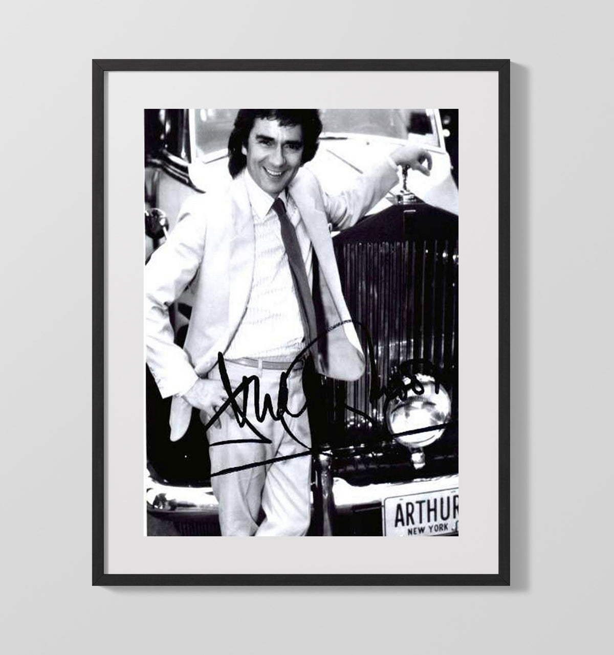 Arthur - Dudley Moore - Arthur Bach - Champagne Billionaire Mischief movie wall art 16x20 Gallery Frame
