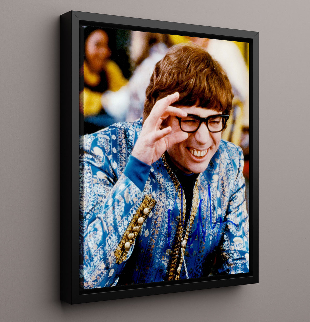 Austin Powers - Mike Myers - Austin Powers - Blue Suit Comic Expression movie wall art 16x20 Framed Canvas