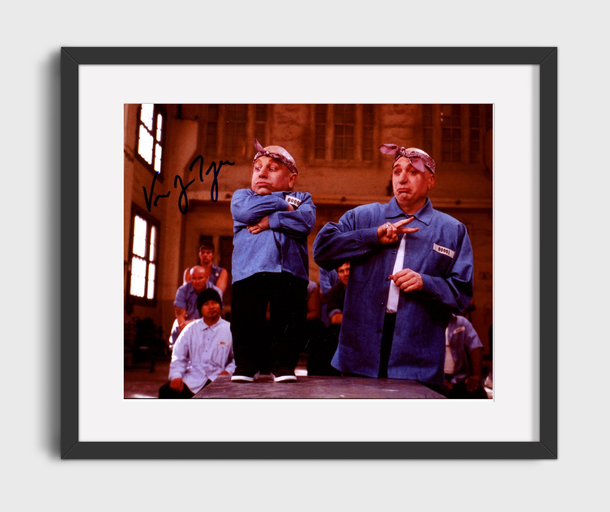 Austin Powers - Verne Troyer - Mini-Me - Silent pose stare Vintage Movie Wall Art - 16x20 Gallery Frame movie decor