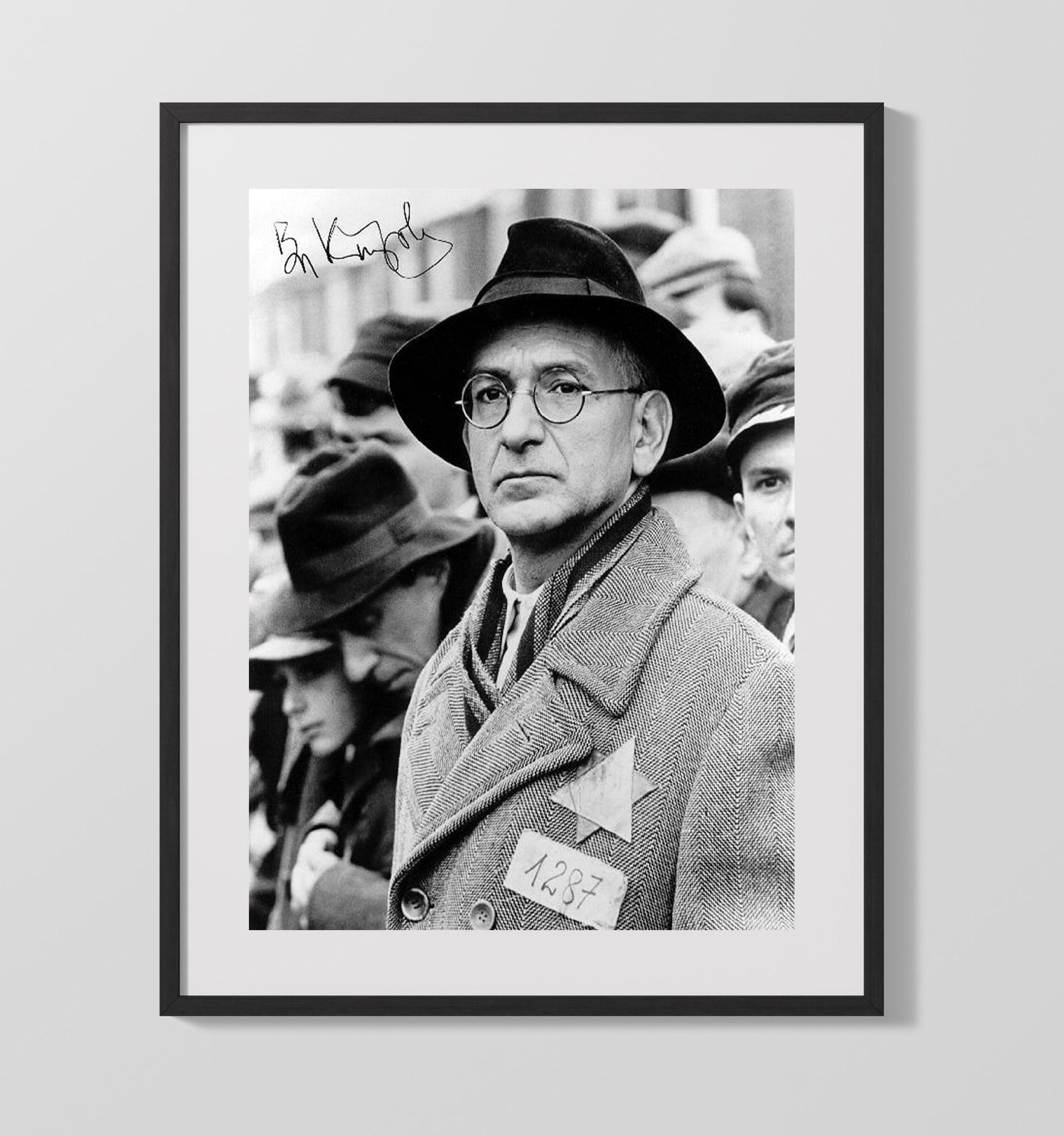 Ben Kingsley - Schindlers List Itzhak Stern movie wall art 16x20 Gallery Frame