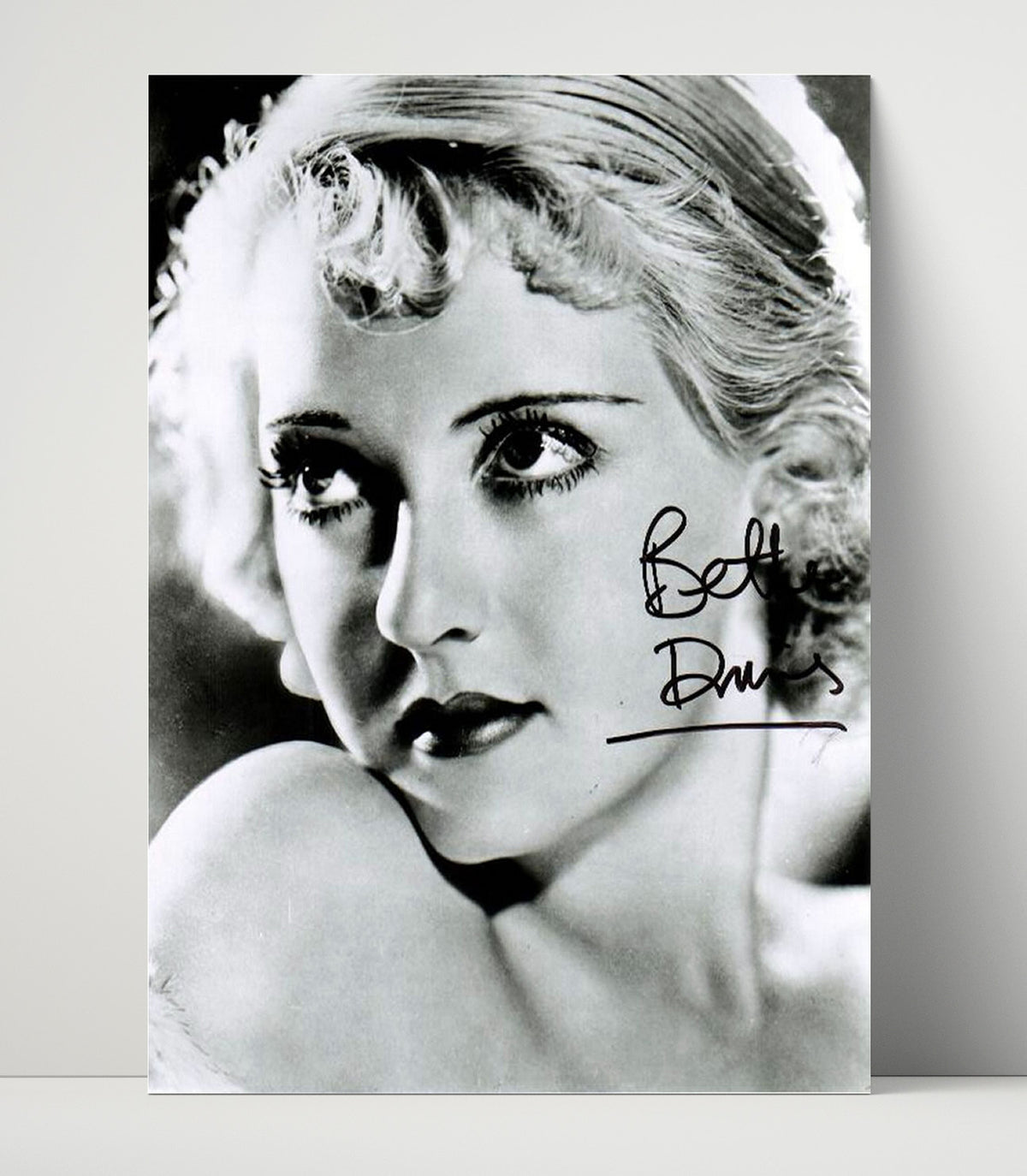 Bette Davis - Classic Hollywood Dramatic Studio Close-Up movie wall art 16x20 Unframed Print