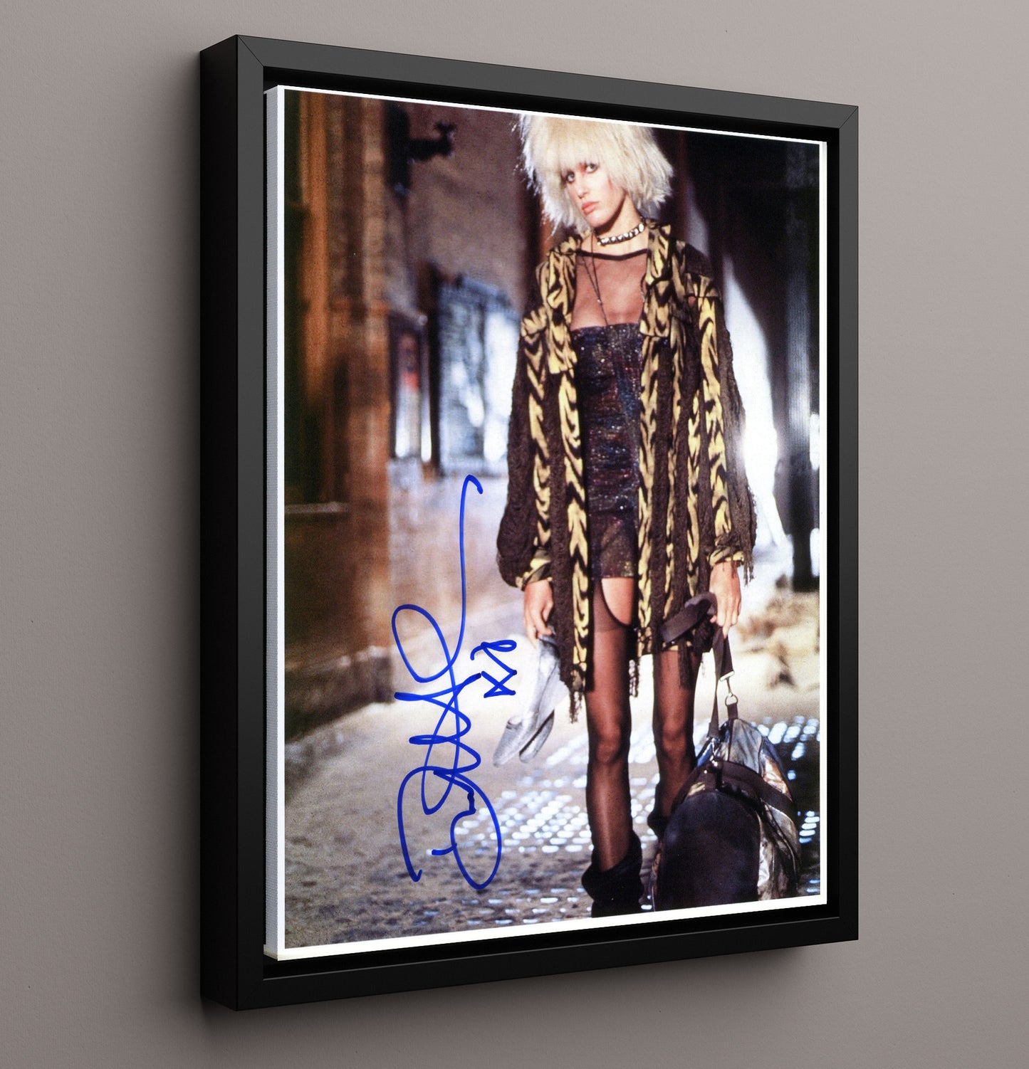 Blade Runner - Daryl Hannah - PrisAlley Walk Holding Shoes Vintage Movie Wall Art - 16x20 Framed Canvas movie decor