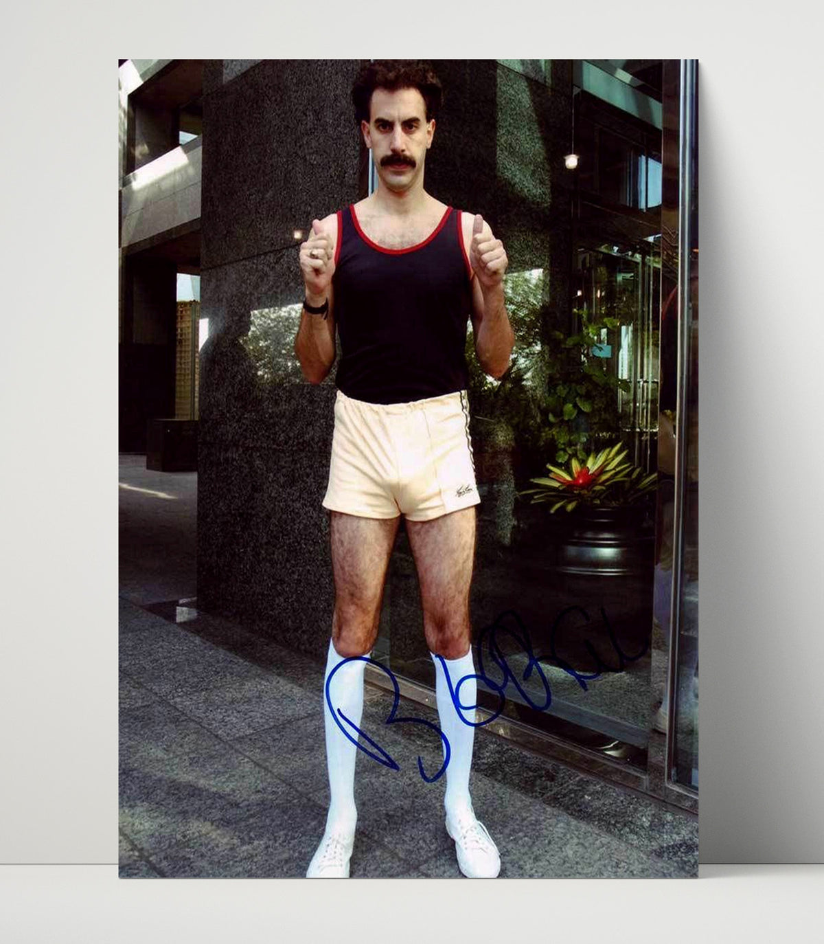 Borat - Sacha Baron Cohen - Borat - Thumbs Up movie wall art 16x20 Unframed Print
