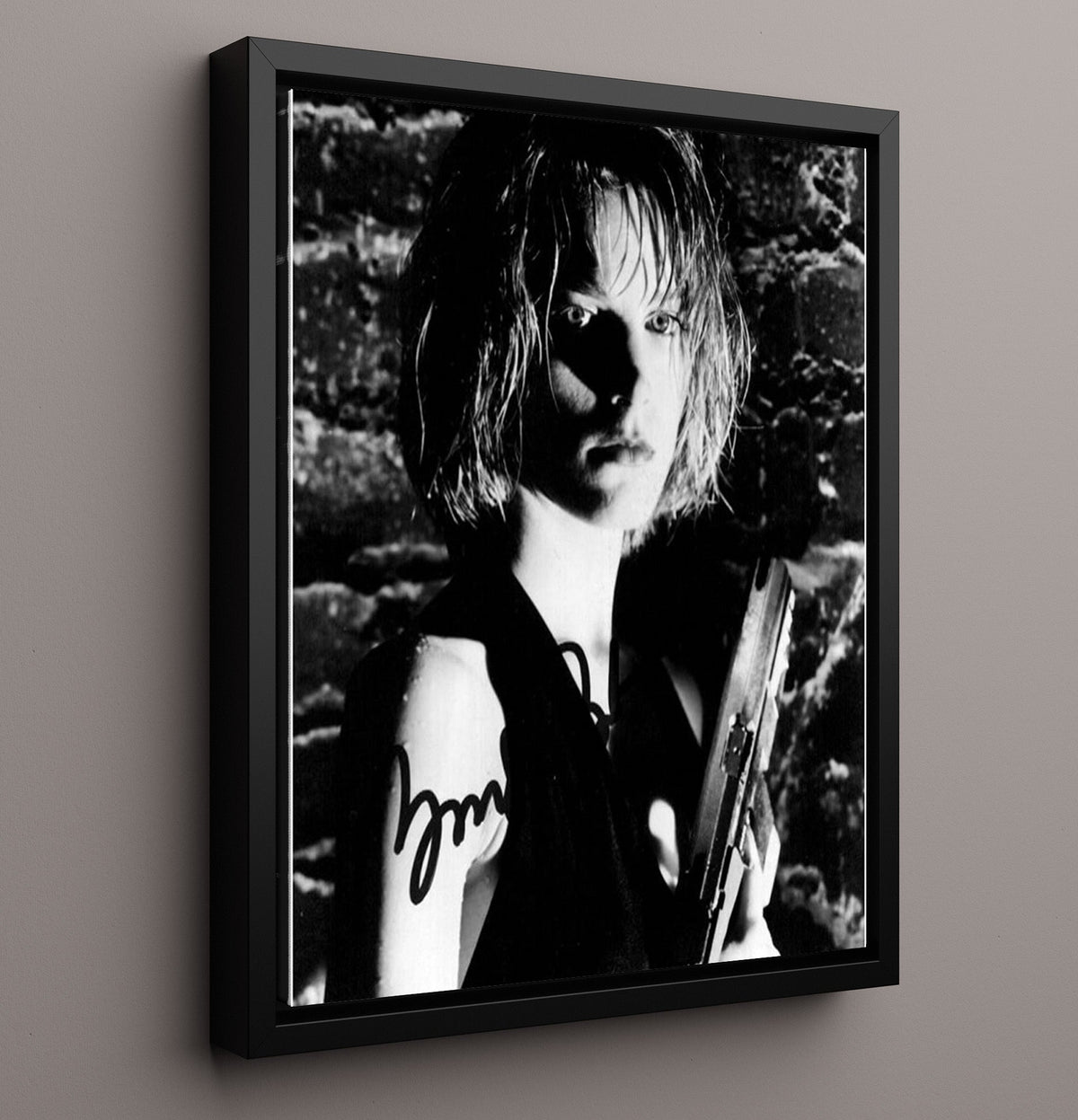 Bridget Fonda - La Femme Nikita Maggie Hayward Assassin Holding Rifle movie wall art 16x20 Gallery Frame