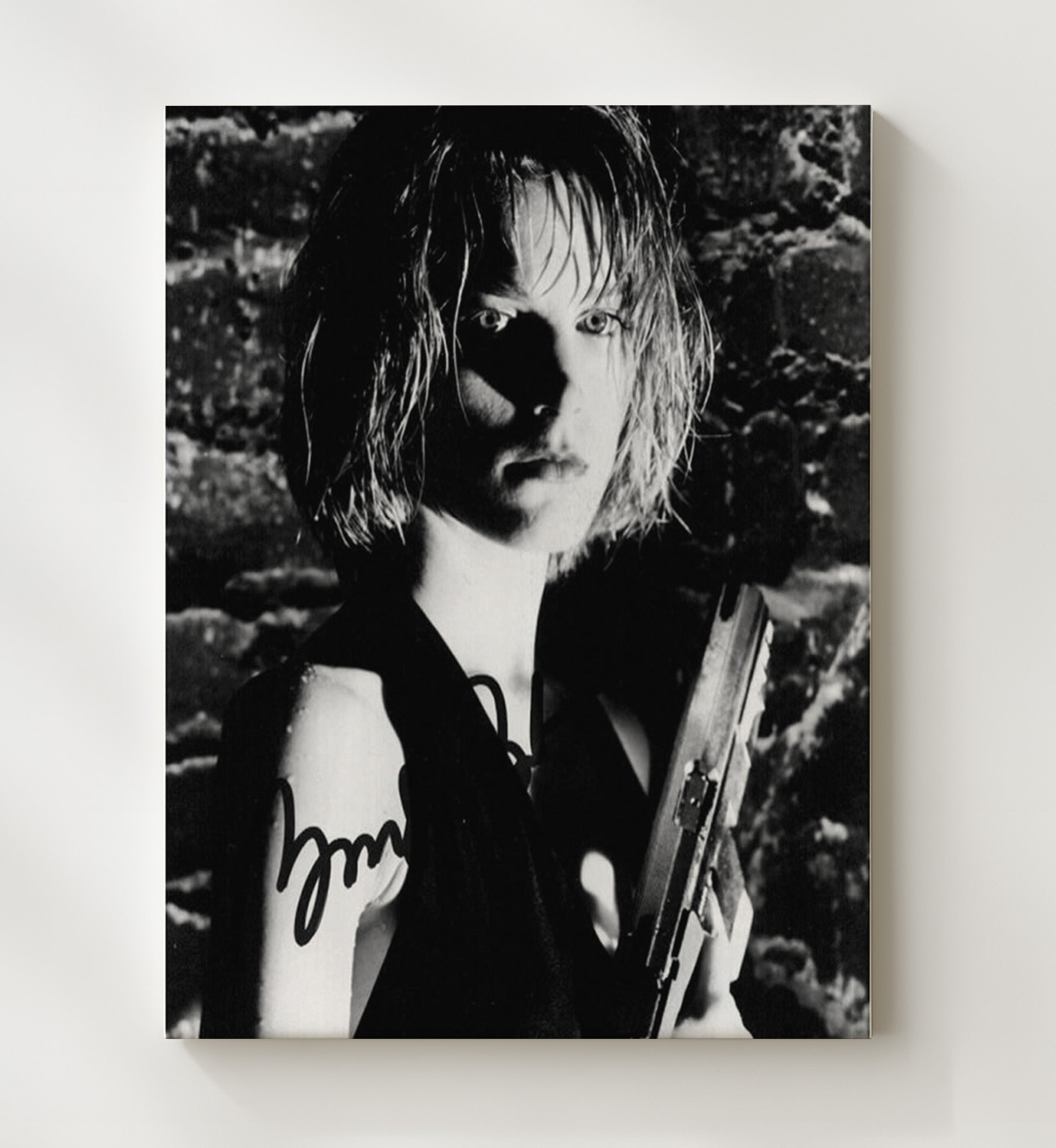Bridget Fonda - La Femme Nikita Maggie Hayward Assassin Holding Rifle movie wall art 20x24 Canvas