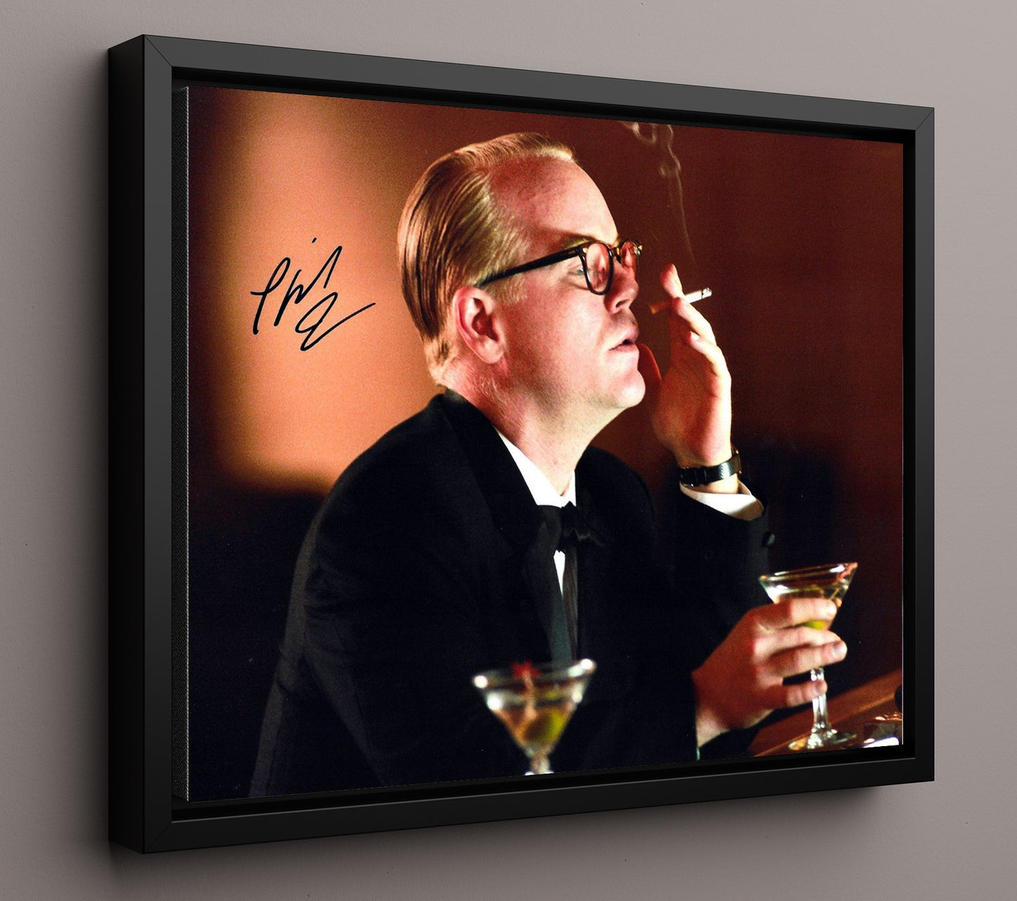 Capote - Hoffman - Capote - Ice Cold Focus movie wall art 16x20 Framed Canvas