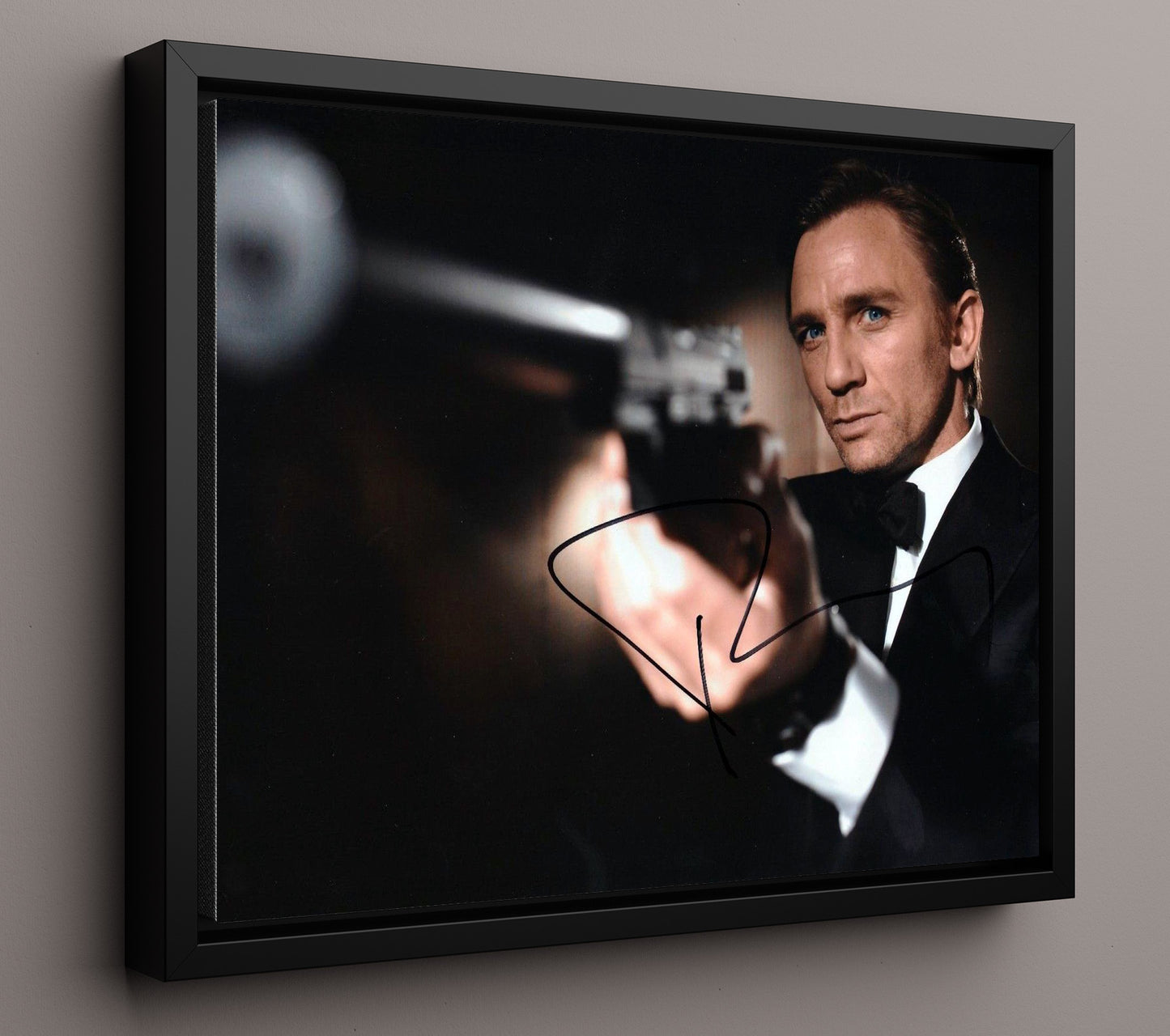 Casino Royale - Daniel Craig - James Bond - Casino tension moment Vintage Movie Wall Art - 16x20 Framed Canvas movie decor