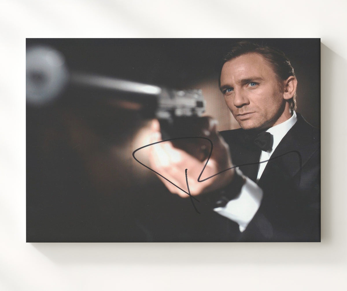 Casino Royale - Daniel Craig - James Bond - Casino tension moment movie wall art 20x24 Canvas