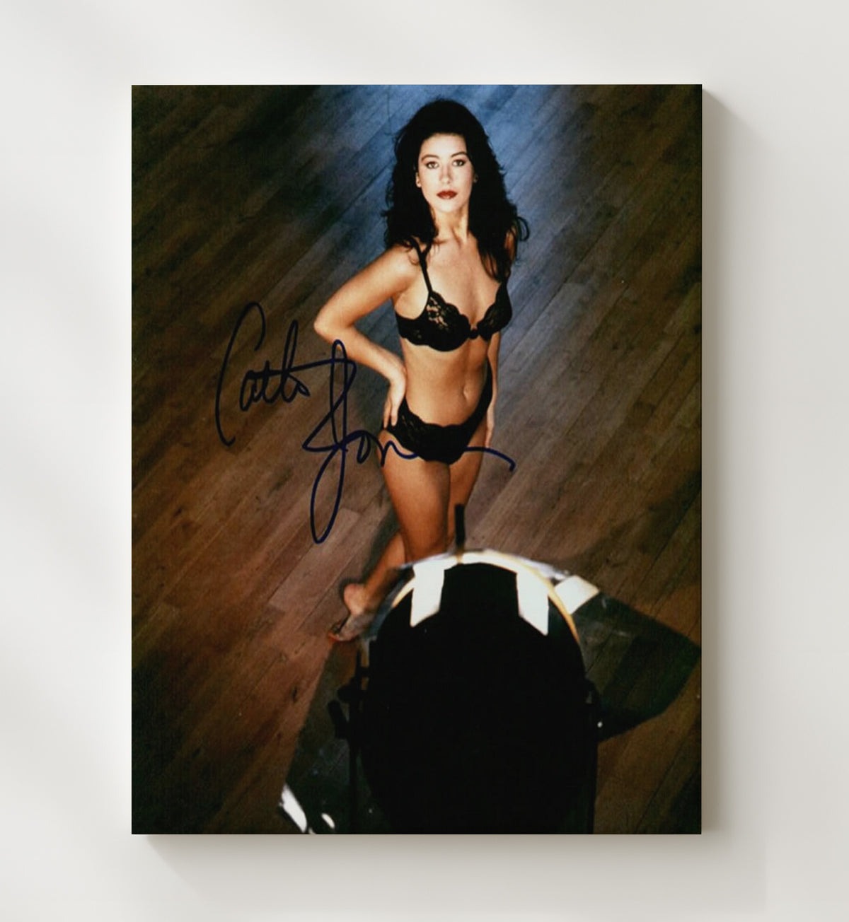 Catherine Zeta-Jones - Hollywood Actress Black Lace Studio Glamour movie wall art 20x24 Canvas