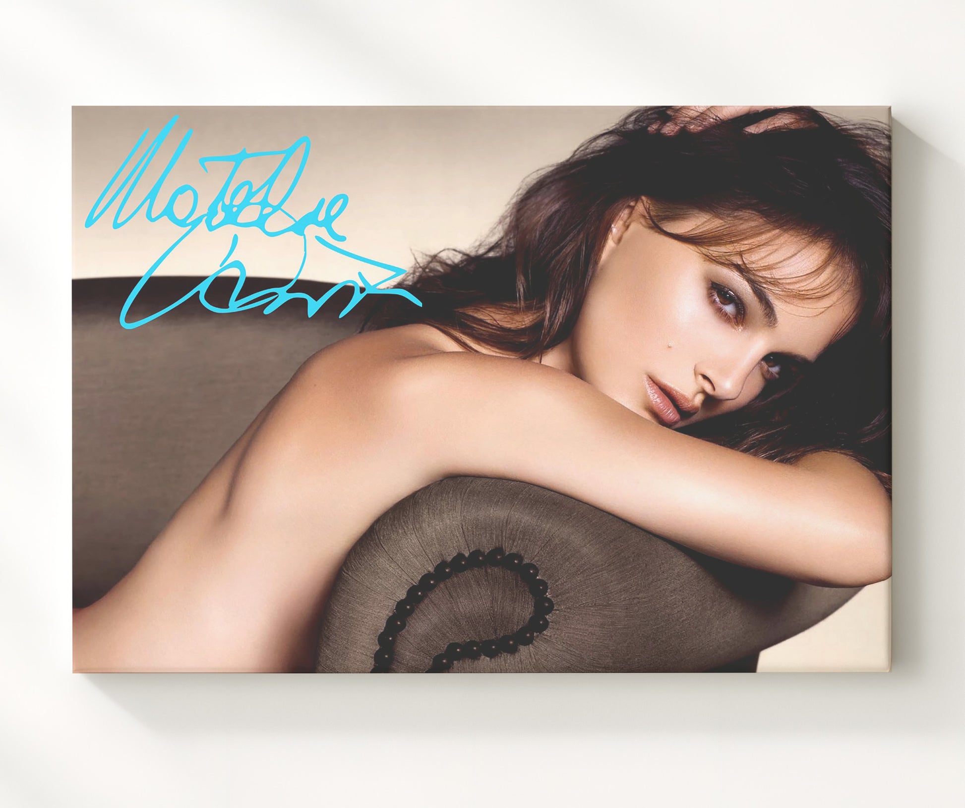 Closer - Natalie Portman - Alice - Bare shoulders movie wall art 20x24 Canvas