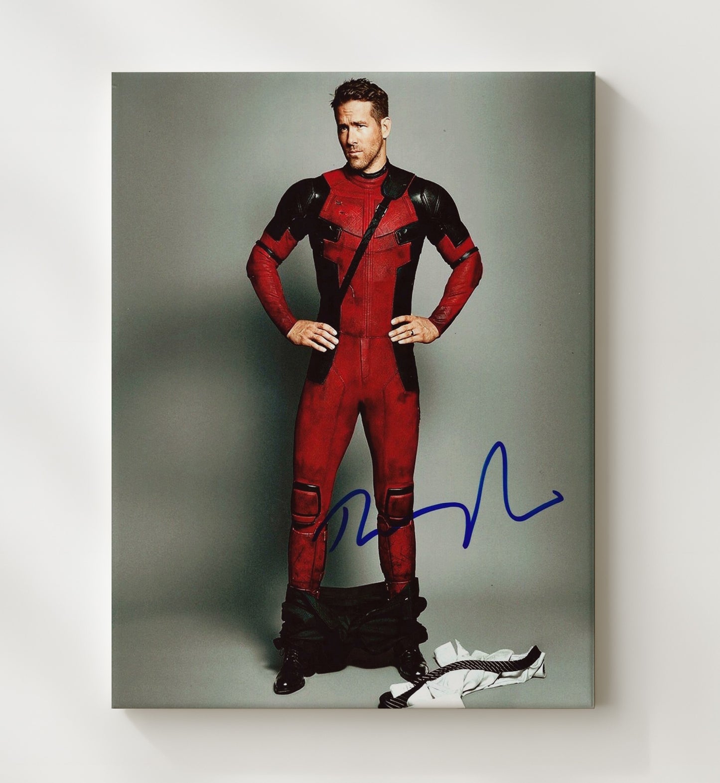 Deadpool - Ryan Reynolds - DeadpoolSuit Standoff Vintage Movie Wall Art - 20x24 Canvas movie decor
