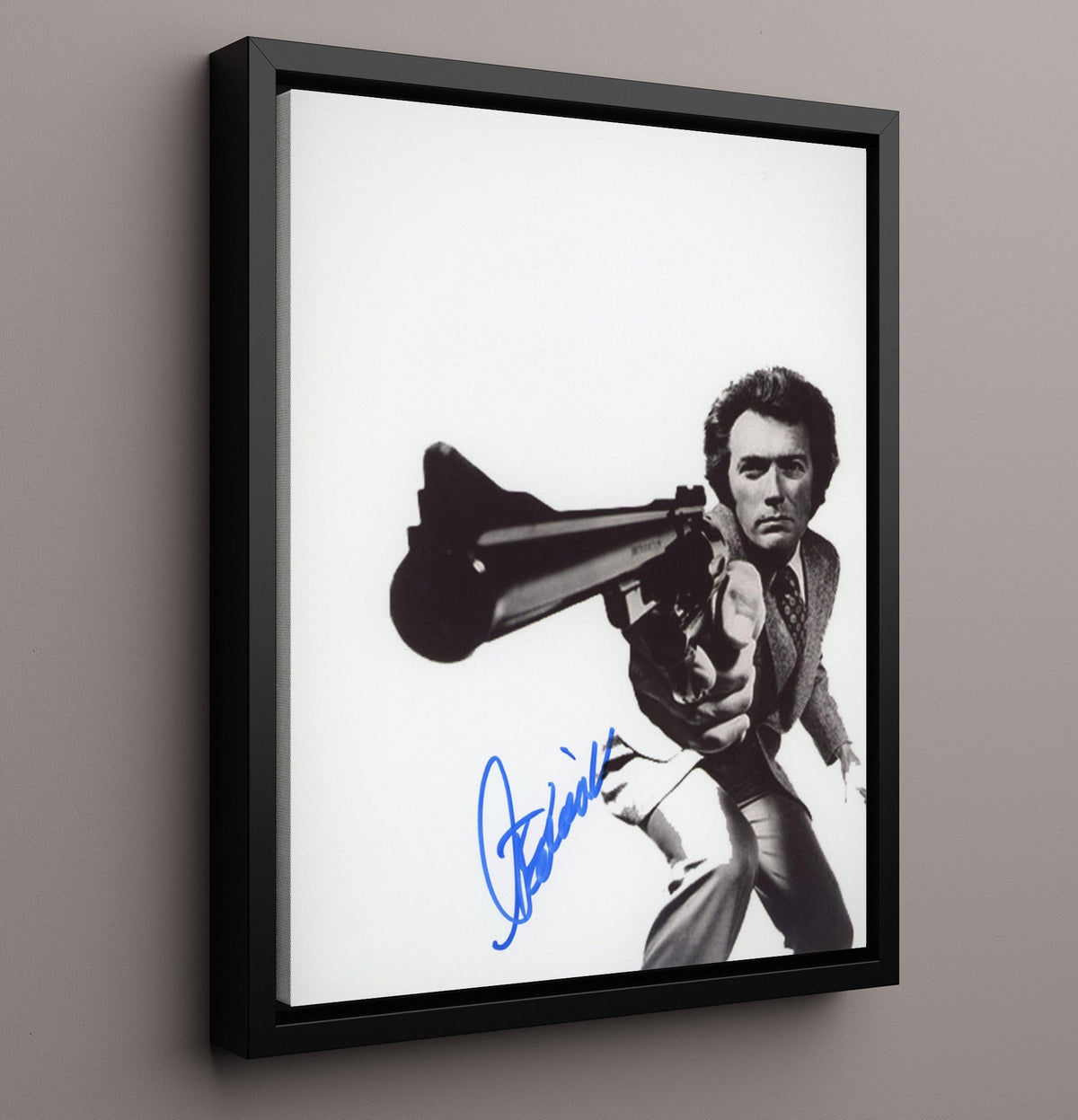 Dirty Harry - Clint Eastwood - Harry Callahan - Magnum Aim Signed movie wall art 16x20 Gallery Frame