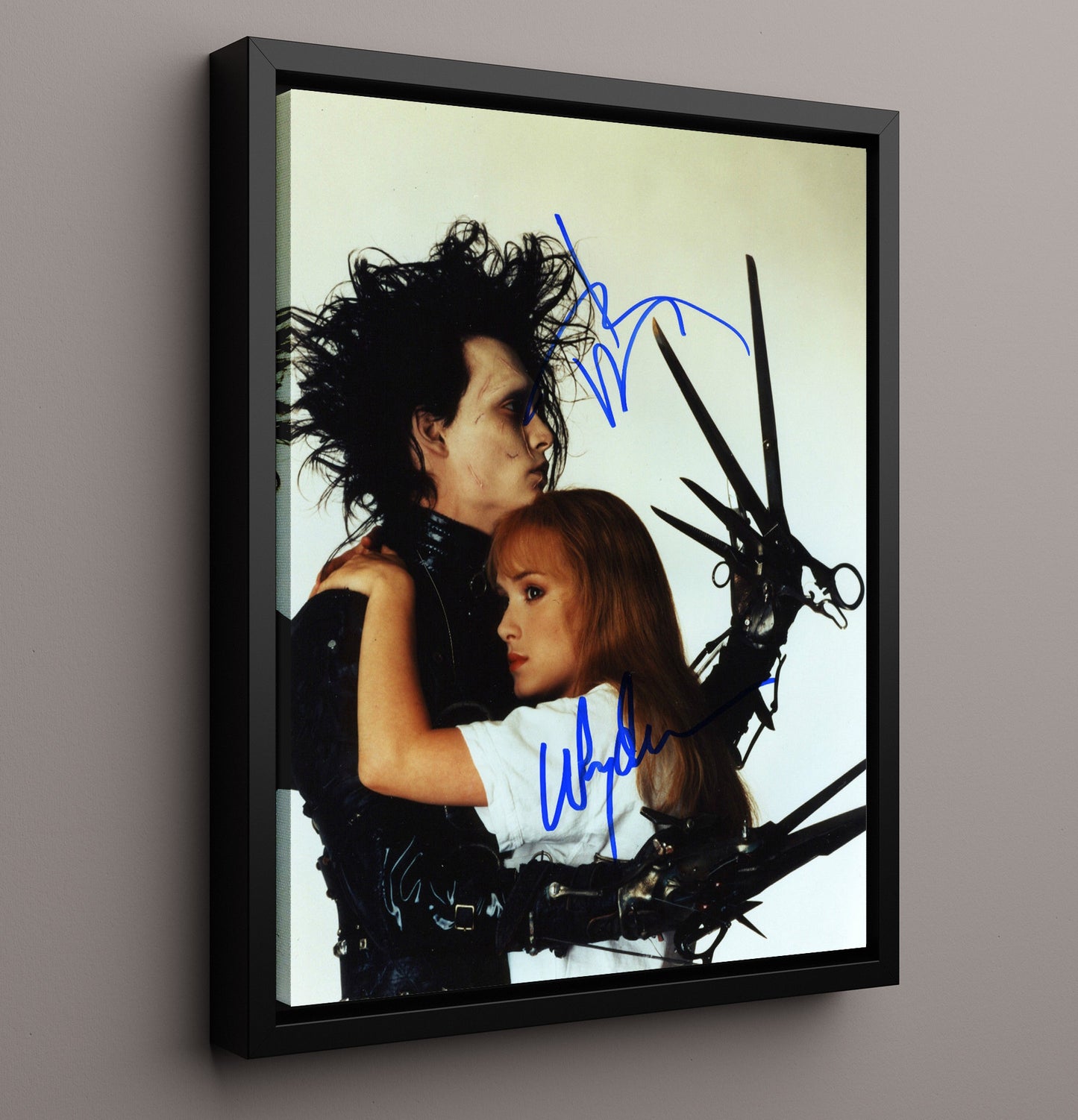 Edward Scissorhands - Johnny Depp - Edwardand Winona Ryder - KimGothic Fairy-Tale Embrace Vintage Movie Wall Art - 16x20 Framed Canvas movie decor
