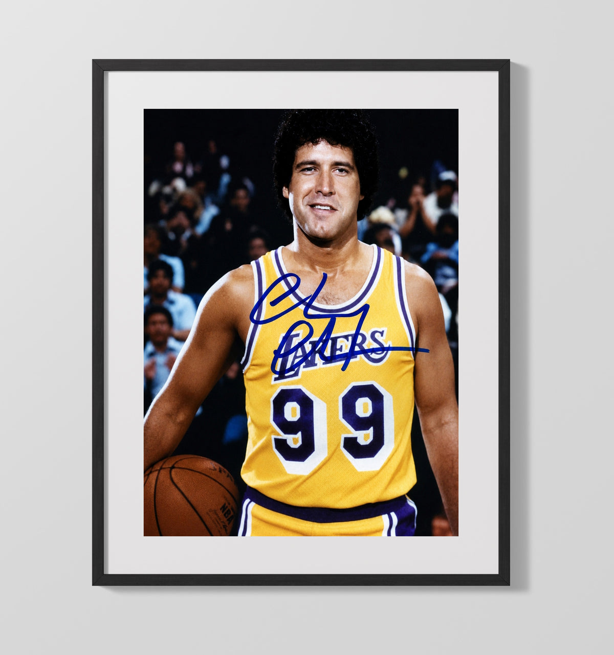 Fletch - Chevy Chase - Irwin Fletcher - Wisecracking Reporter Smirk movie wall art 16x20 Gallery Frame