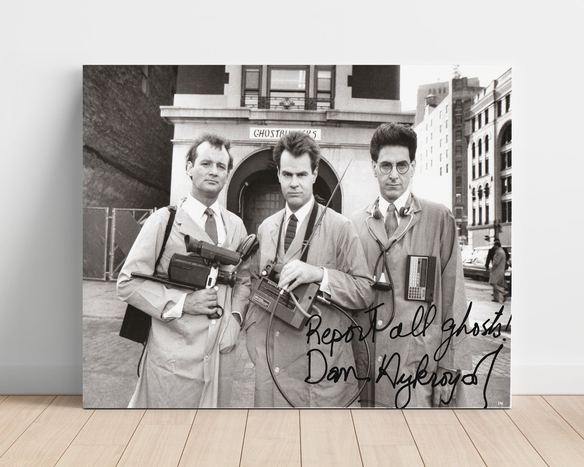 Ghostbusters - Dan Aykroyd - Ray Stantz - Proton pack ready movie wall art 16x20 Unframed Print