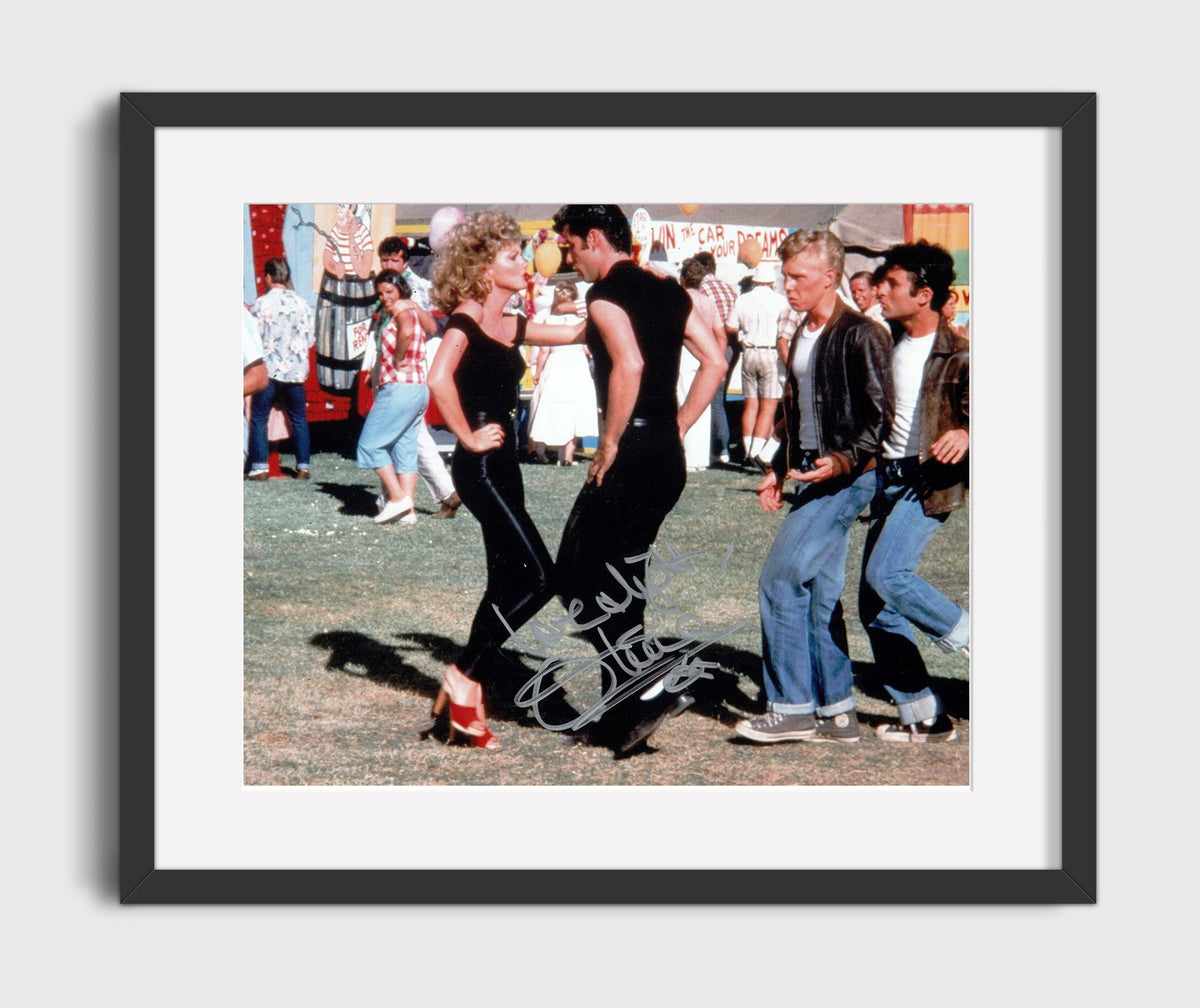 Grease - Olivia Newton-John and John Travolta - Summer nights showdown movie wall art 16x20 Gallery Frame