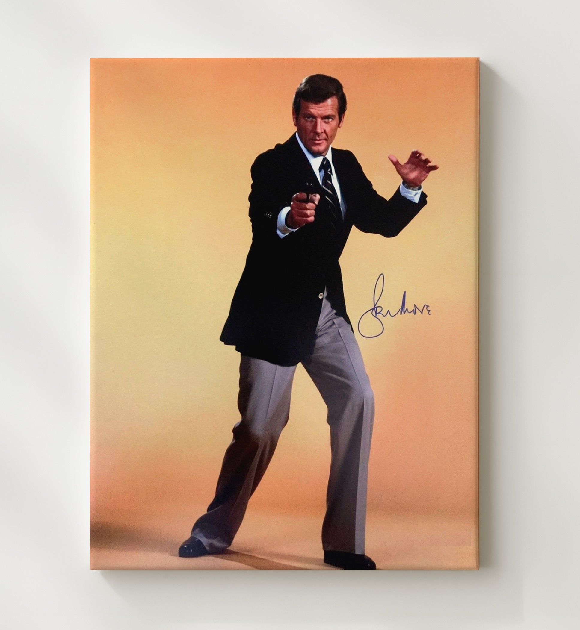 James Bond - Roger Moore - James Bond - Spy Standoff movie wall art 20x24 Canvas