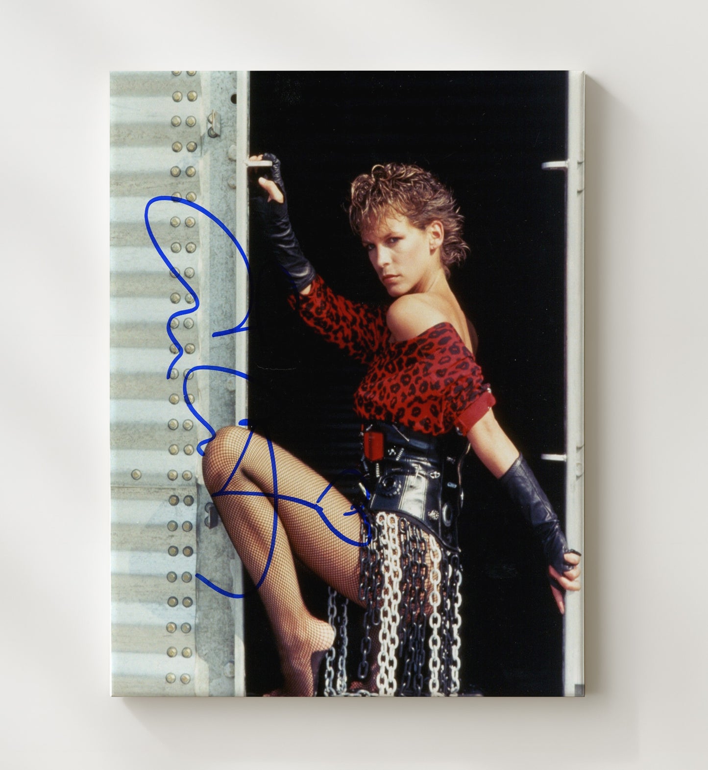 Jamie Lee Curtis - Fierce 80s Action Pose movie wall art 20x24 Canvas