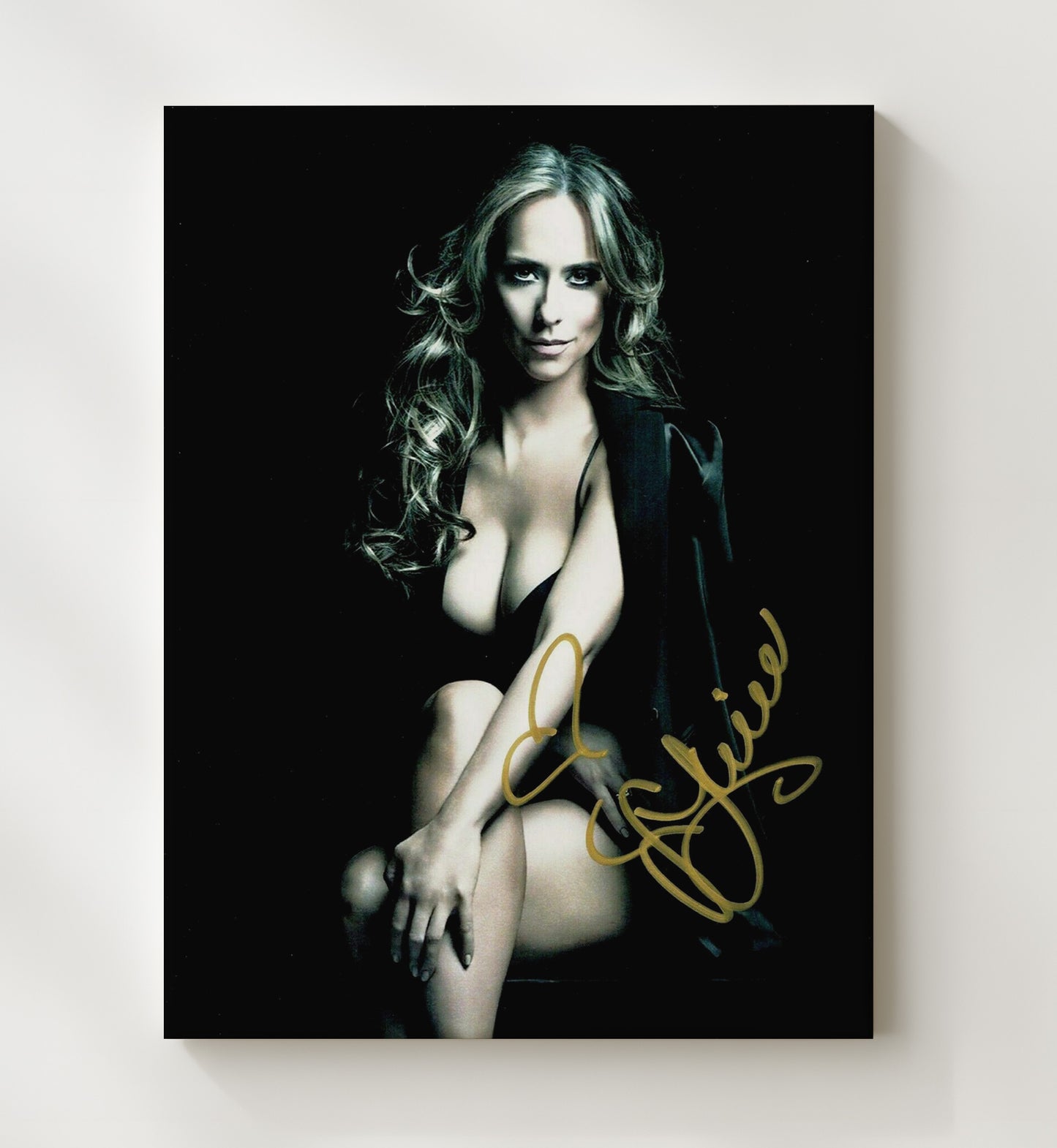 Jennifer Love Hewitt - Classic Hollywood Glamour - Portrait Vintage Movie Wall Art - 20x24 Canvas movie decor
