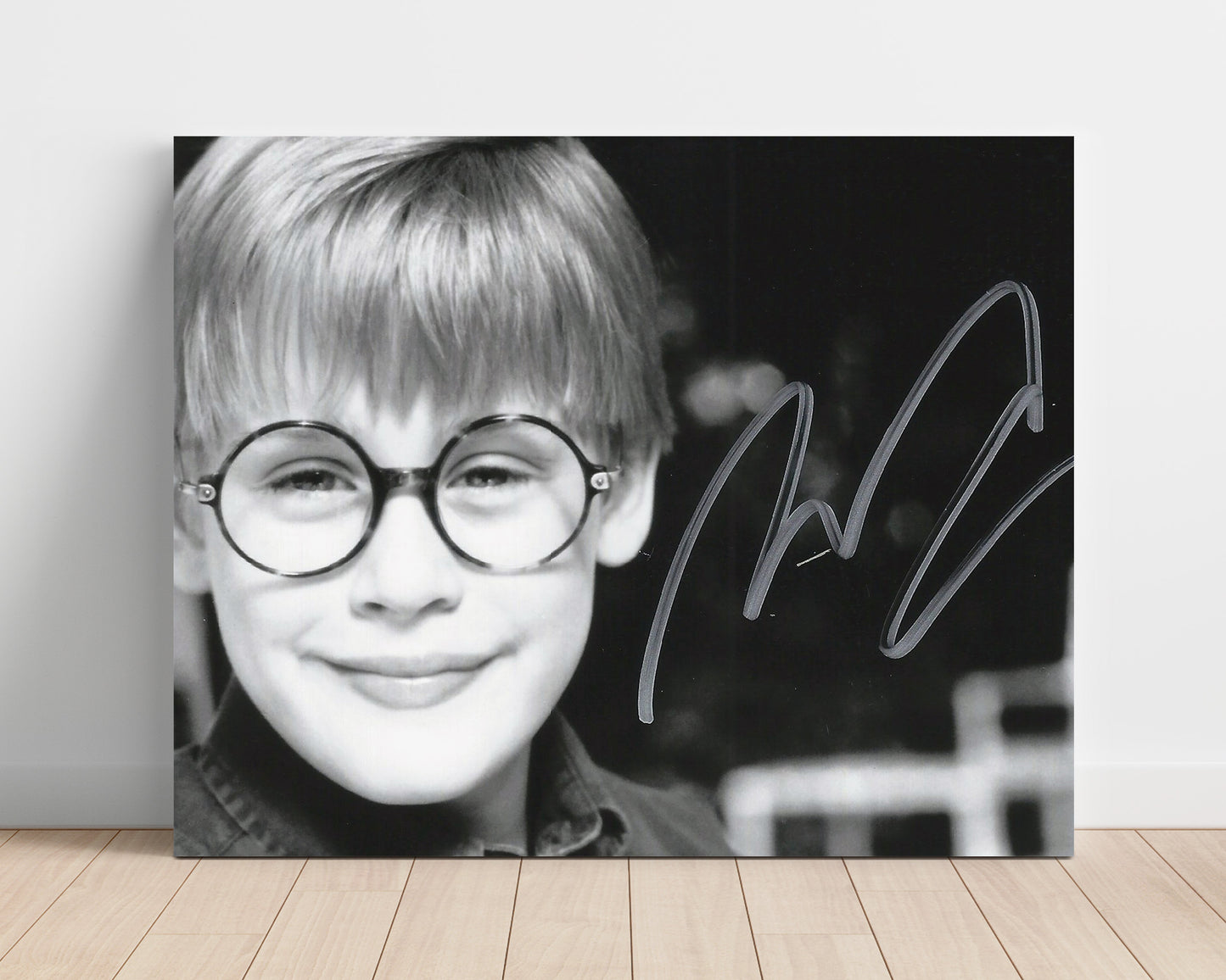 Macaulay Culkin - Geek chic beginnings movie wall art 16x20 Unframed Print