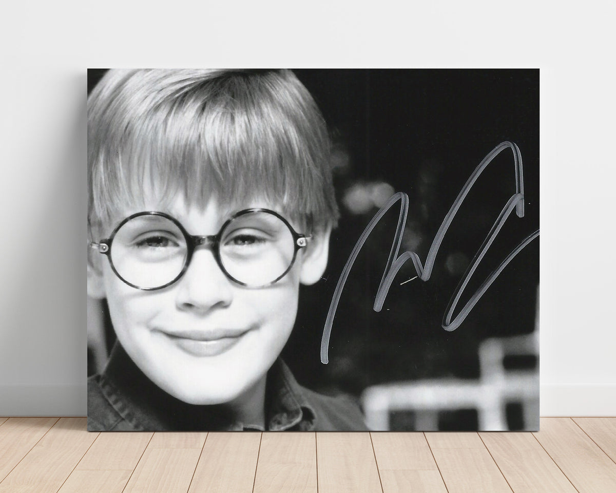 Macaulay Culkin - Geek chic beginnings movie wall art 16x20 Unframed Print