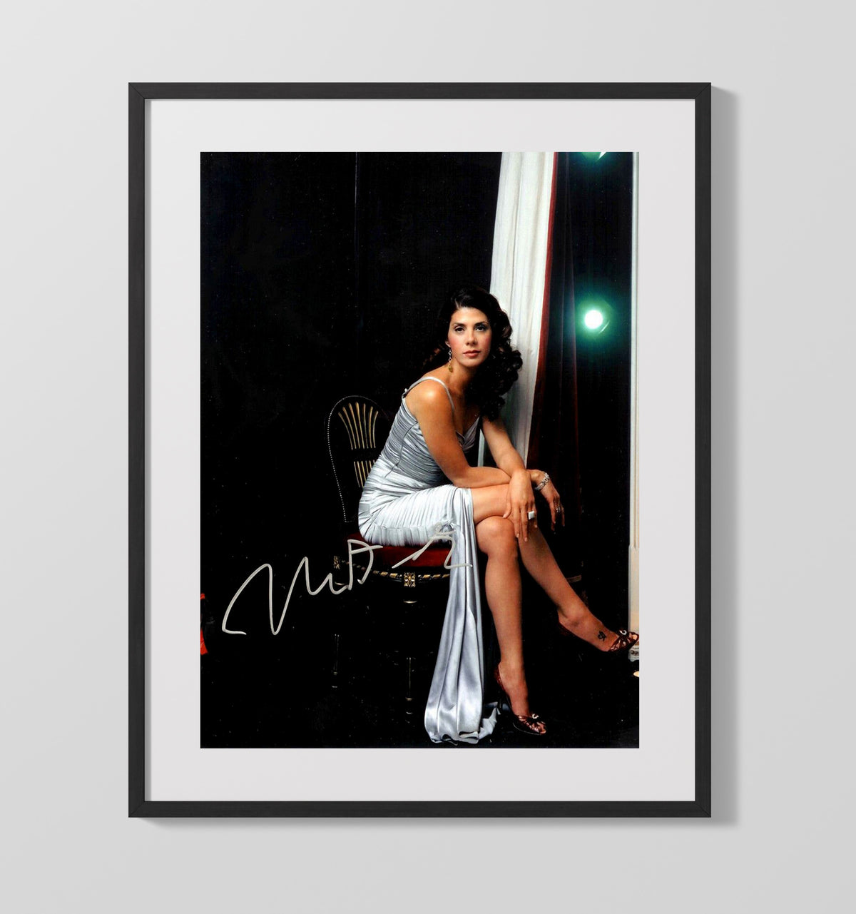 Marisa Tomei - Elegant Silver Evening Gown Seated Look Signed movie wall art 16x20 Gallery Frame