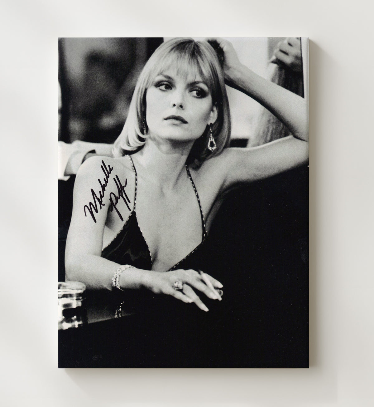 Michelle Pfeiffer - Elegant Hollywood Icon Timeless Beauty movie wall art 20x24 Canvas