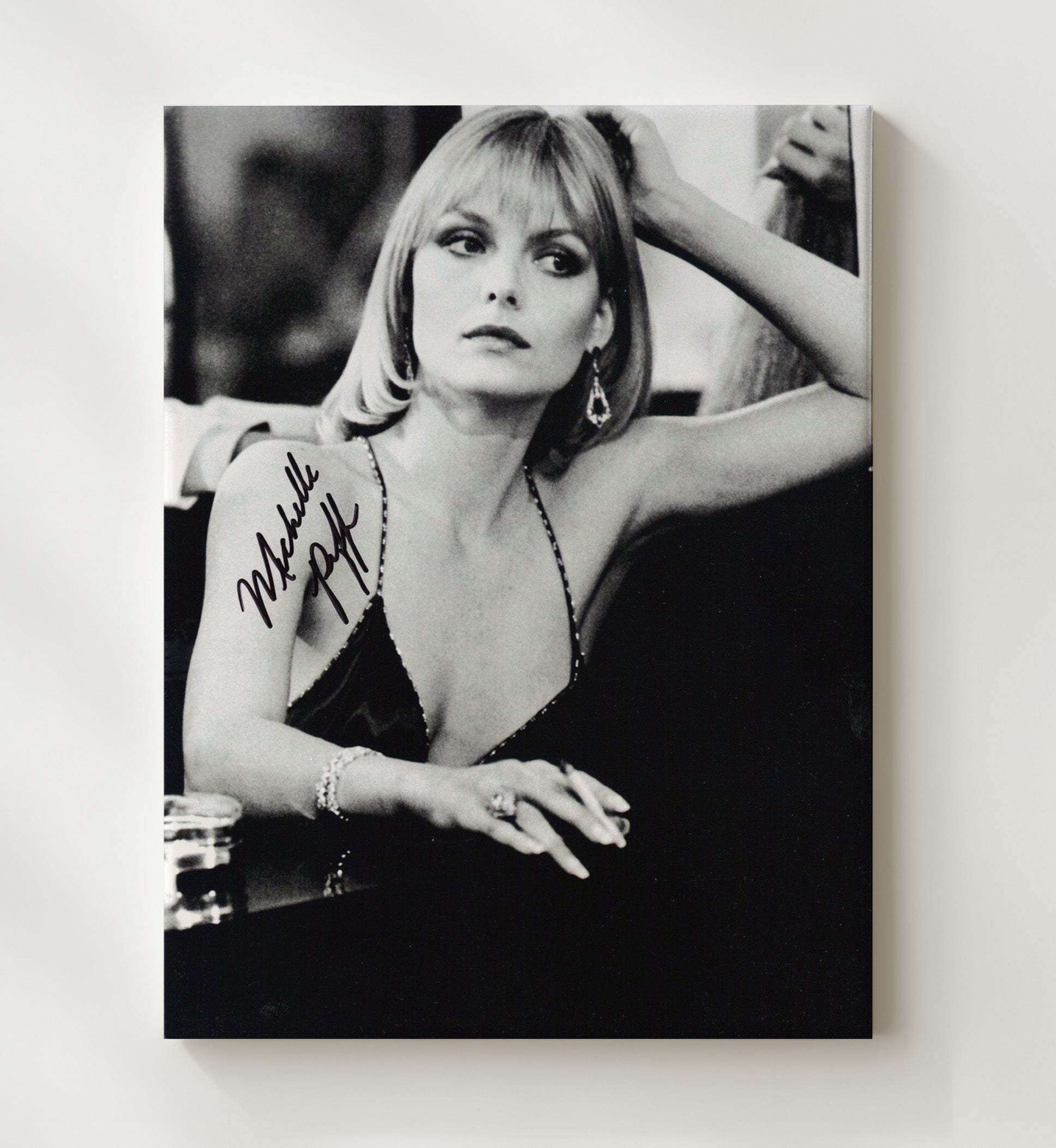 Michelle Pfeiffer - Elegant Hollywood Icon Timeless Beauty movie wall art 20x24 Canvas