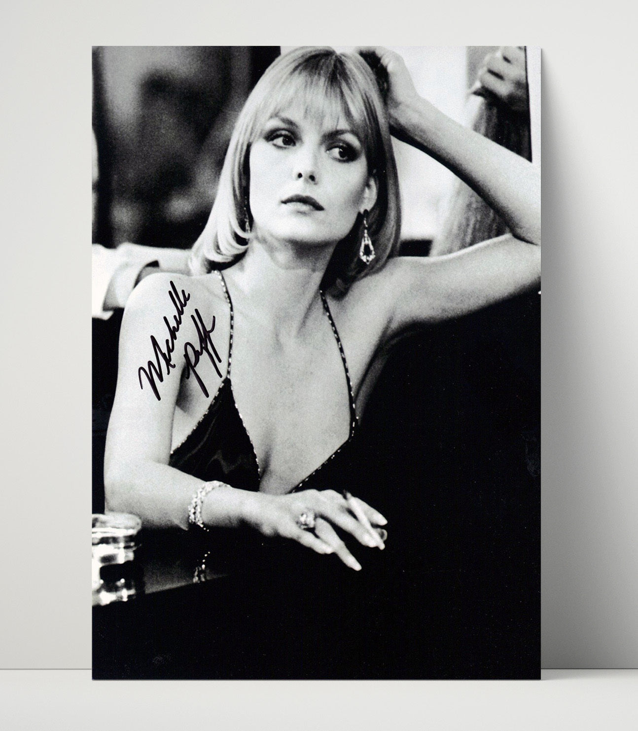 Michelle Pfeiffer - Elegant Hollywood Icon Timeless Beauty Vintage Movie Wall Art - 16x20 Unframed Print movie decor
