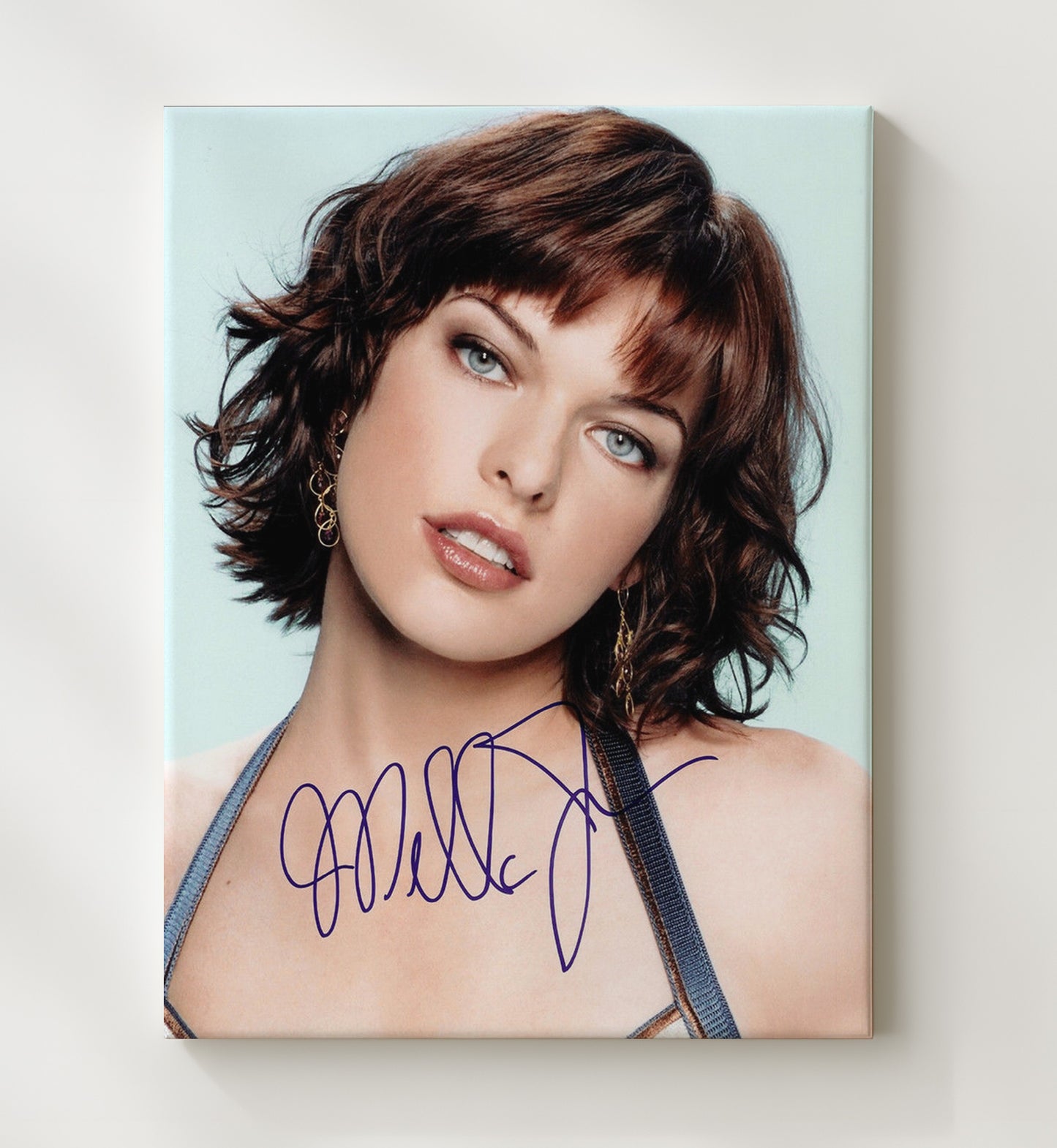 Mila Jovovich - Fierce Action Hero Intense Warrior Look Vintage Movie Wall Art - 20x24 Canvas movie decor