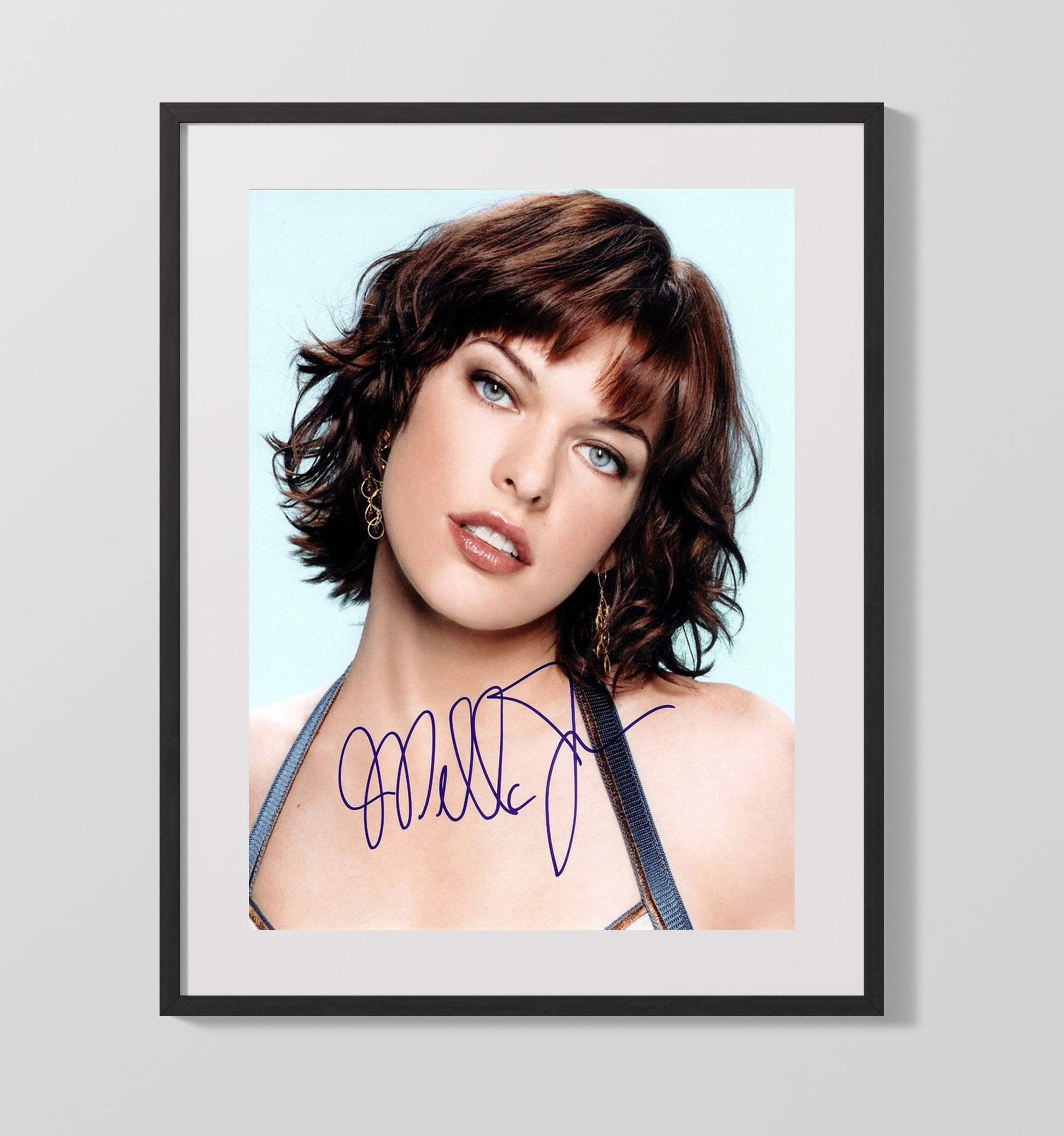 Mila Jovovich - Fierce Action Hero Intense Warrior Look Vintage Movie Wall Art - 16x20 Gallery Frame movie decor