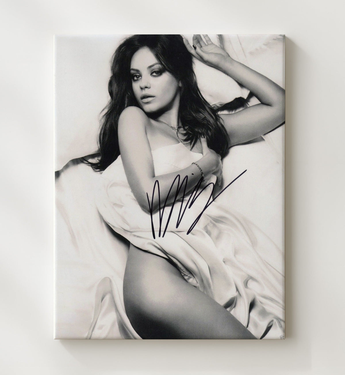 Mila Kunis - Hollywood Beauty Short Hair Glam Look movie wall art 8x10 Beveled Frame