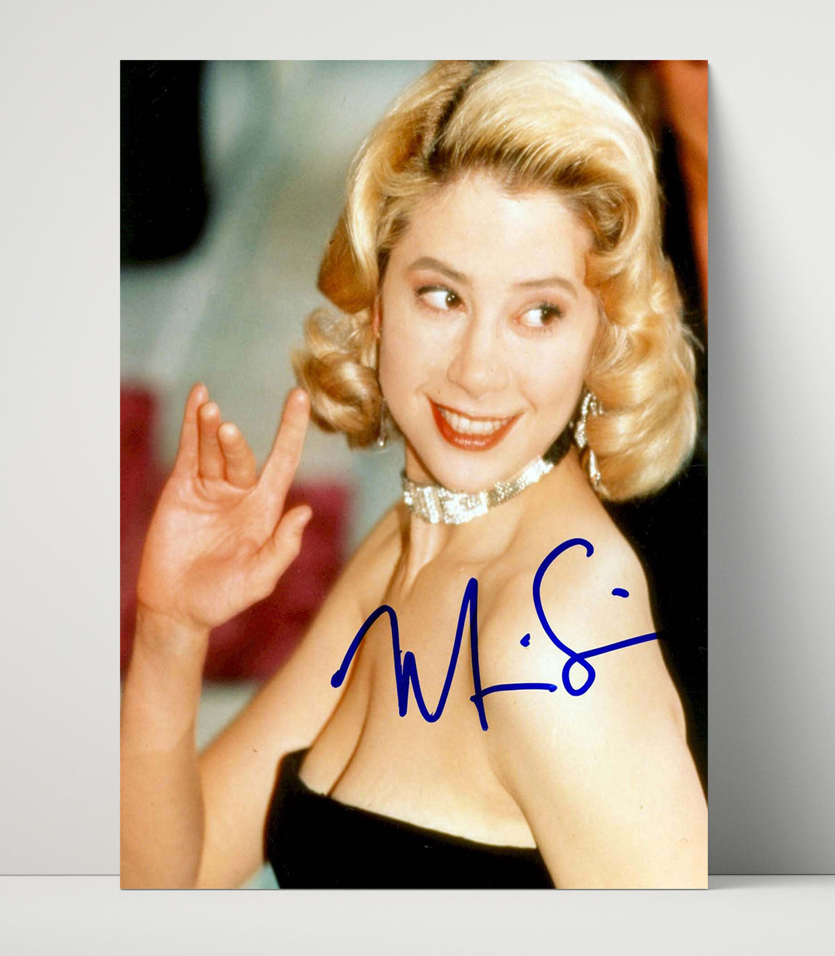 Mira Sorvino - Radiant Hollywood Star Classic Glam movie wall art 16x20 Unframed Print