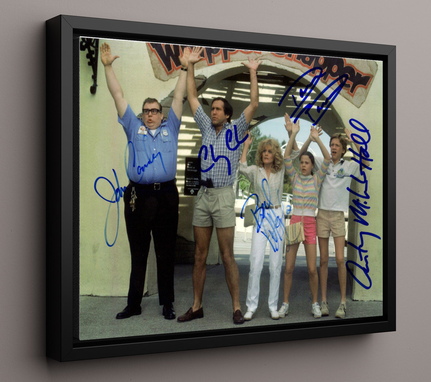 National Lampoons Vacation - Chevy Chase - Clark Griswold - Family road chaos Vintage Movie Wall Art - 16x20 Framed Canvas movie decor