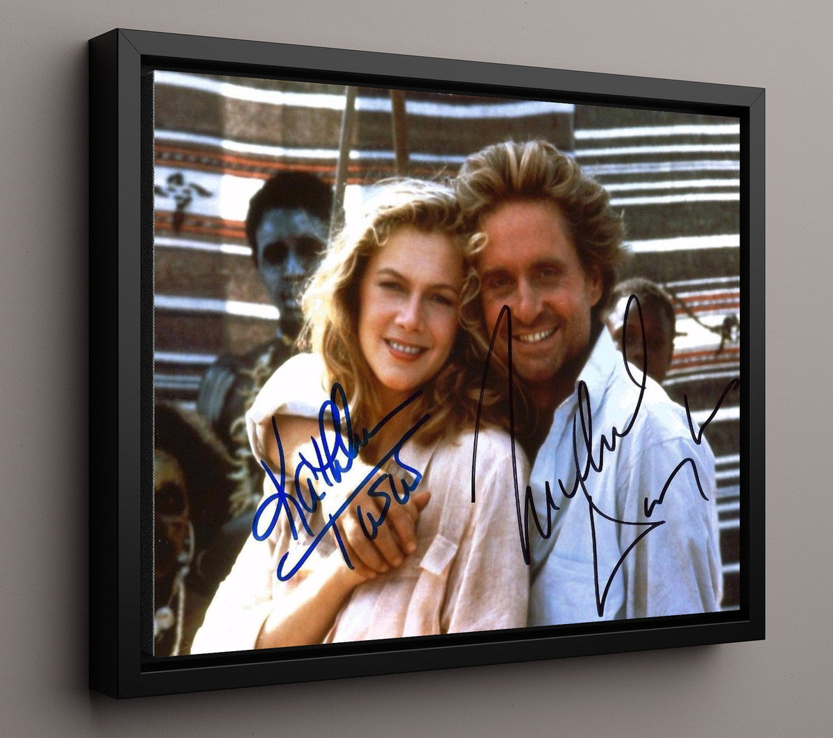 Romancing the Stone - Michael Douglas - Jack Colton - Kathleen Turner - Joan Wilder - Jungle embrace movie wall art 16x20 Gallery Frame