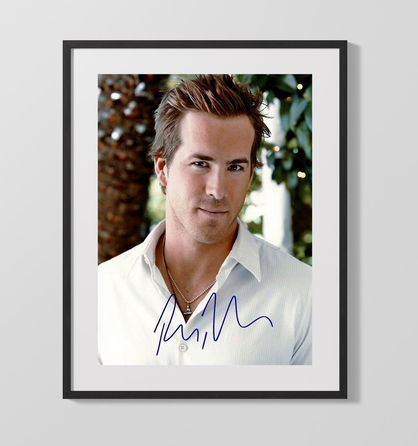 Ryan Reynolds - Casual Charm movie wall art 16x20 Gallery Frame