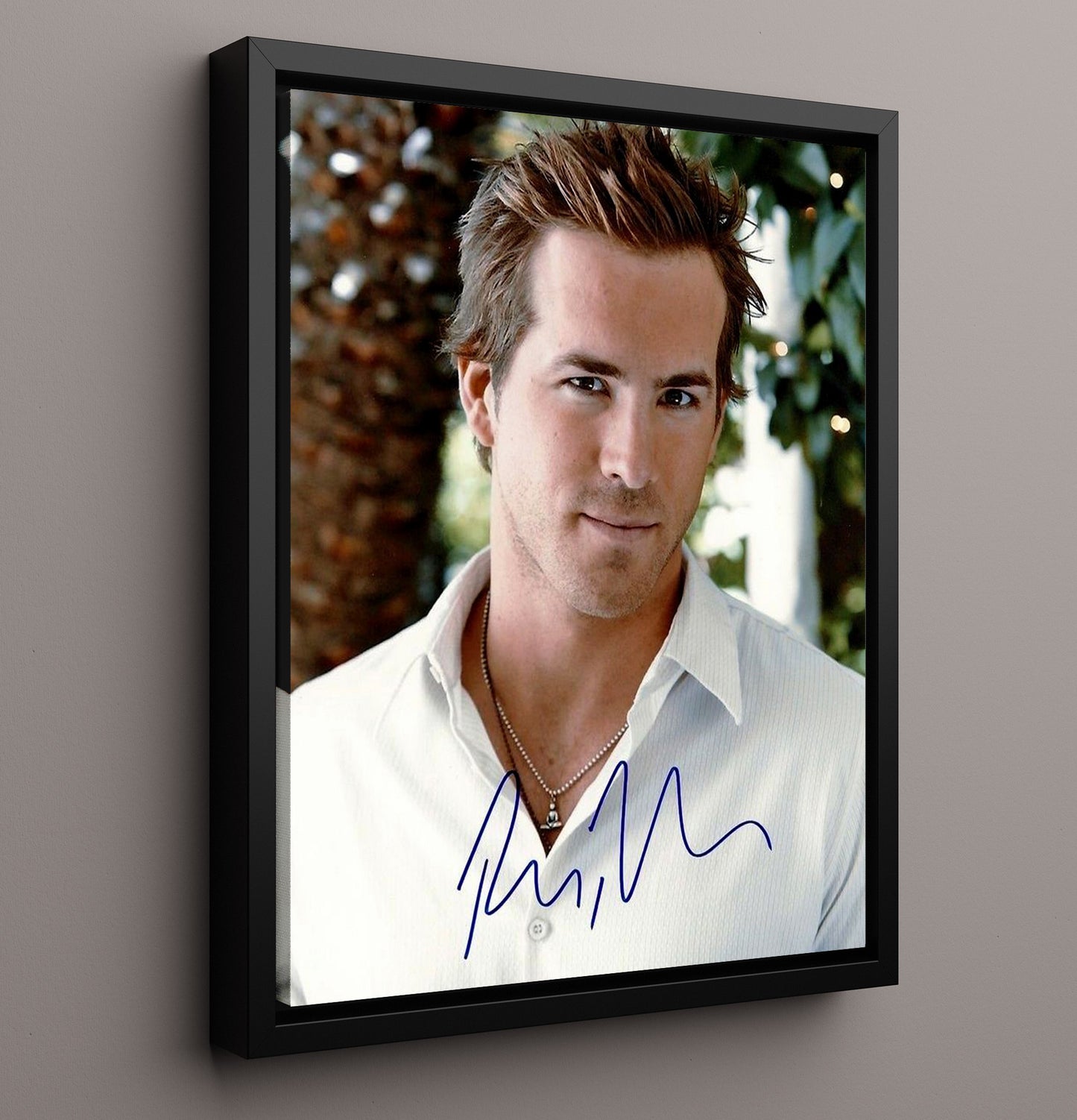 Ryan Reynolds - Casual Charm movie wall art 16x20 Framed Canvas