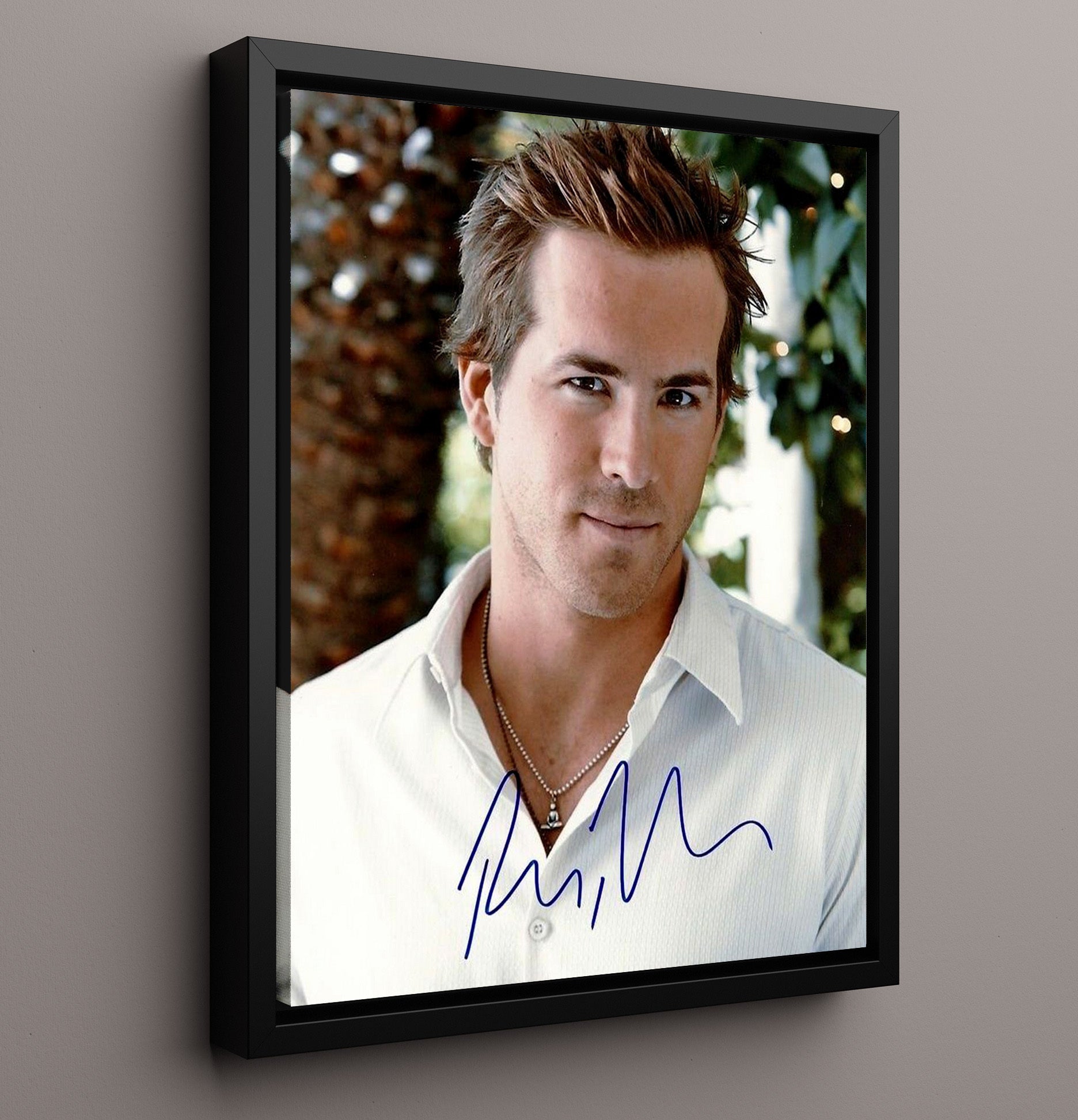 Ryan Reynolds - Casual Charm movie wall art 16x20 Framed Canvas