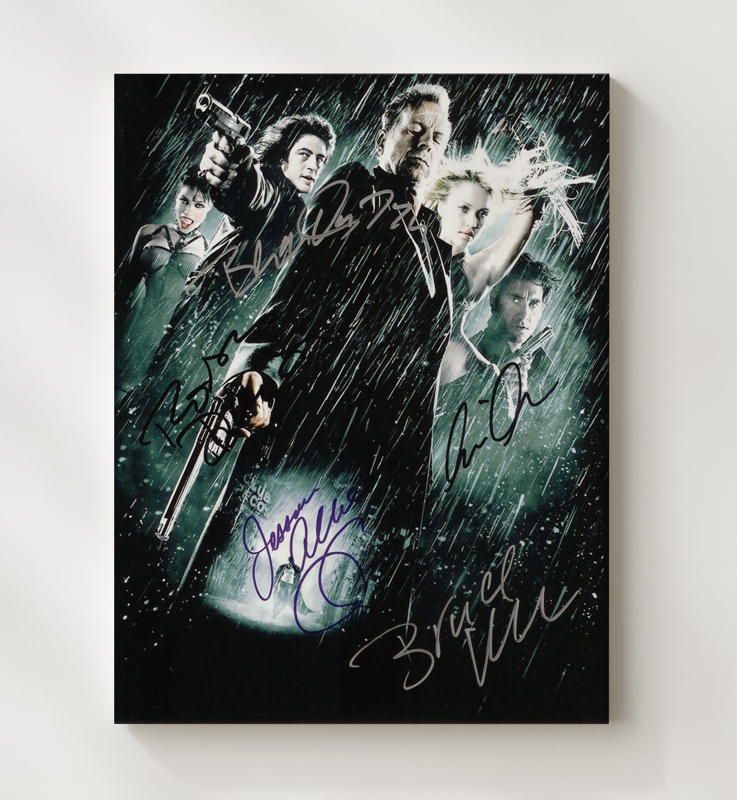 Sin City - Ensemble Cast Rain Soaked Gunfight movie wall art 20x24 Canvas