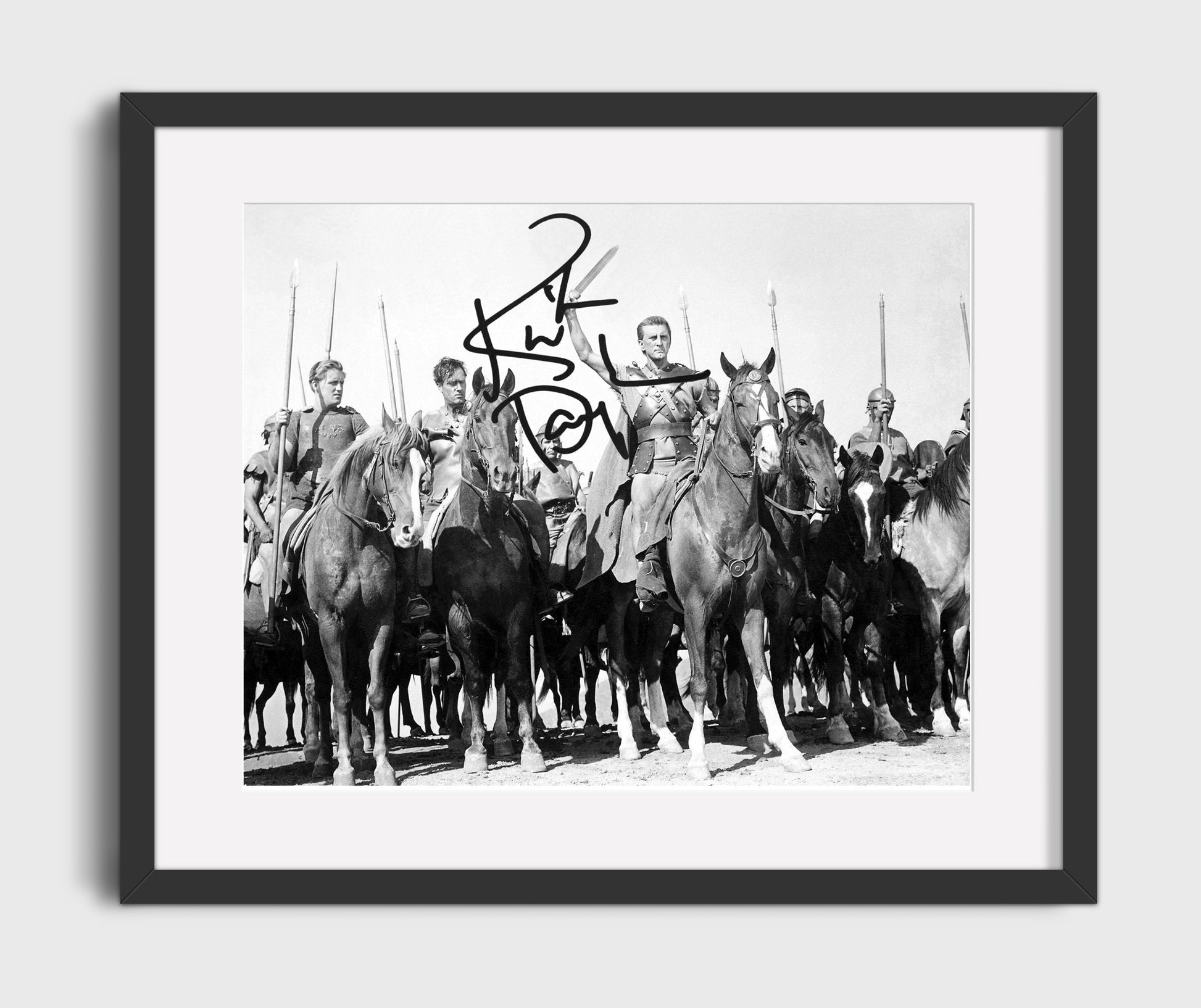 Spartacus - Kirk Douglas - Spartacus - Sword raised command charge movie wall art 16x20 Gallery Frame