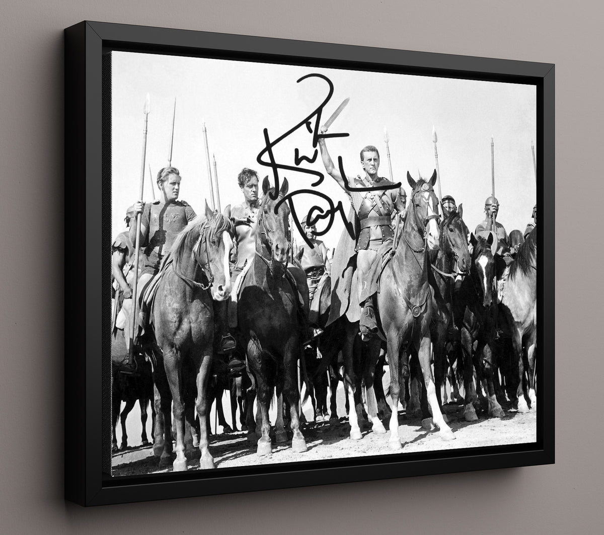Spartacus - Kirk Douglas - Spartacus - Sword raised command charge movie wall art 16x20 Framed Canvas