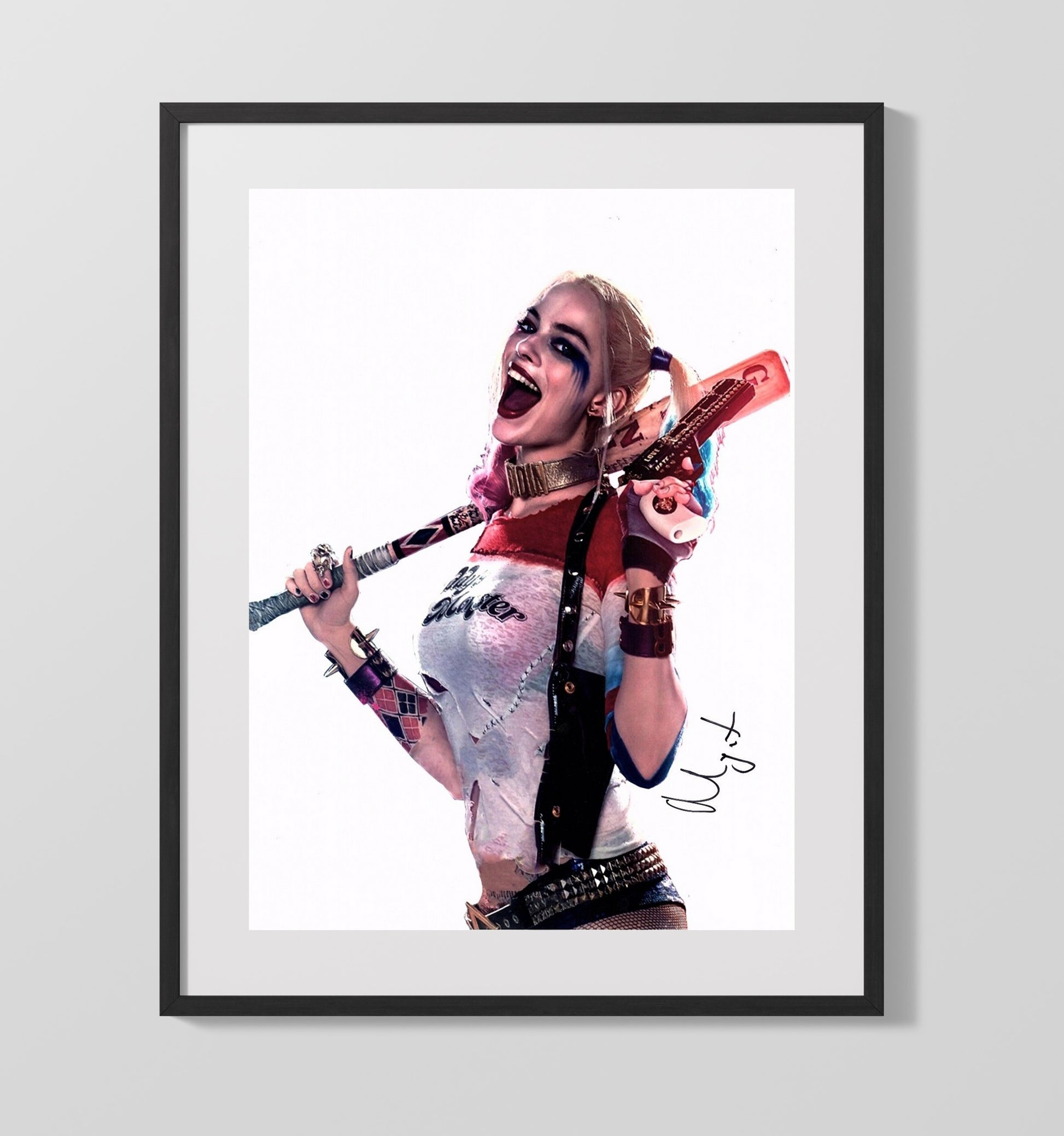 Suicide Squad - Margot Robbie - Harley Quinn - Baseball Bat Rebel Grin Signed movie wall art 16x20 Gallery Frame