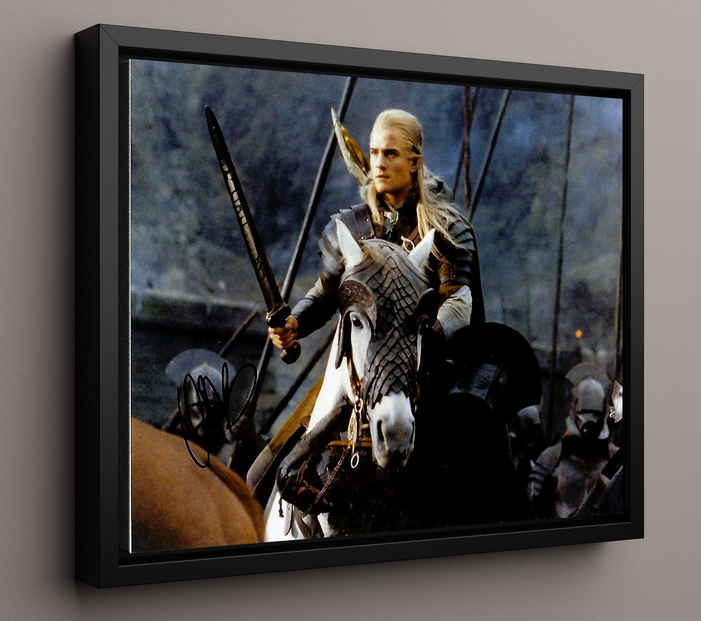 The Lord of the Rings - Orlando Bloom - Legolas - Elven battle precision Vintage Movie Wall Art - 16x20 Framed Canvas movie decor