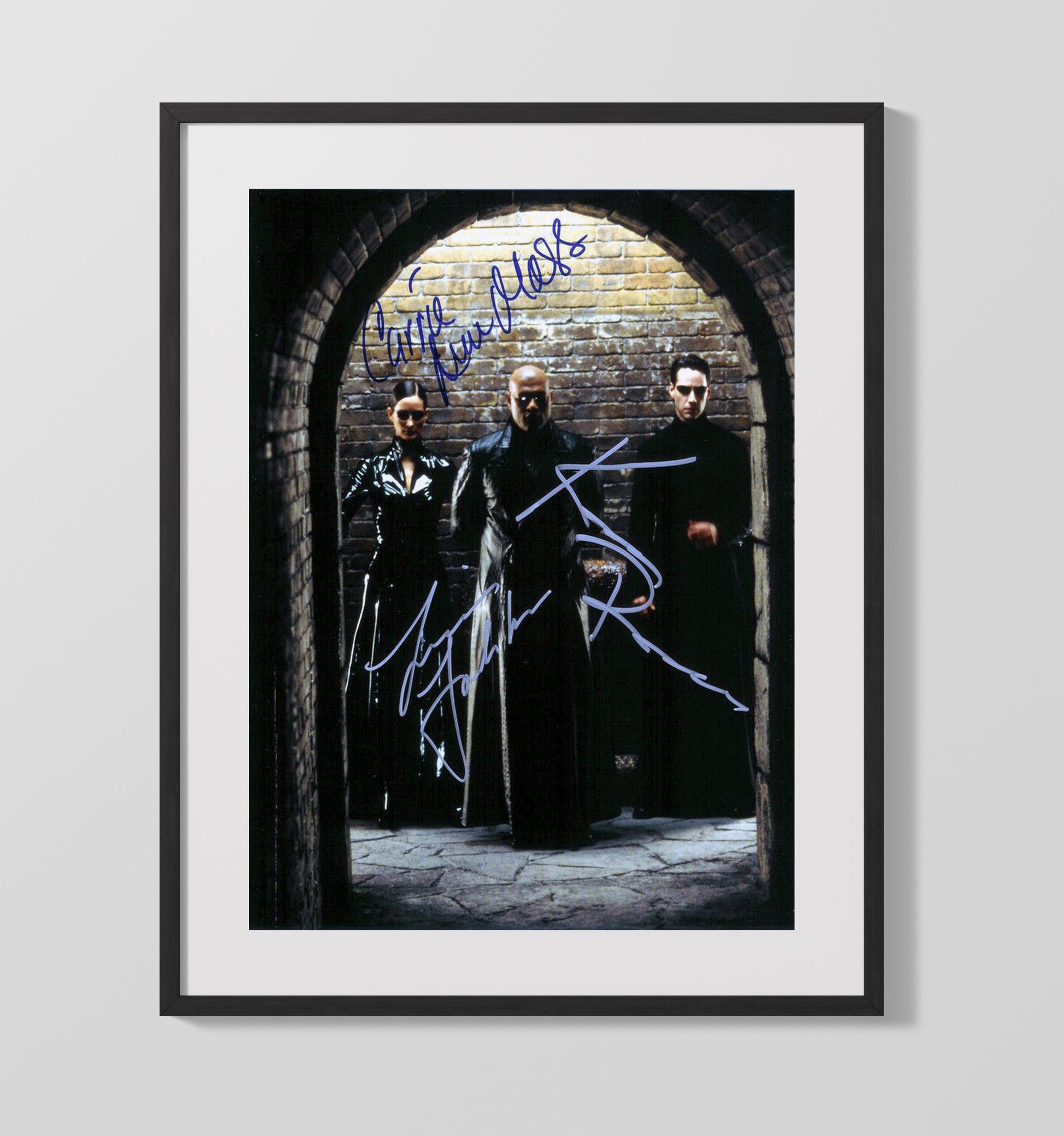 The Matrix - Keanu Reeves Laurence Fishburne Carrie Anne Moss Rebel Trio movie wall art 16x20 Gallery Frame