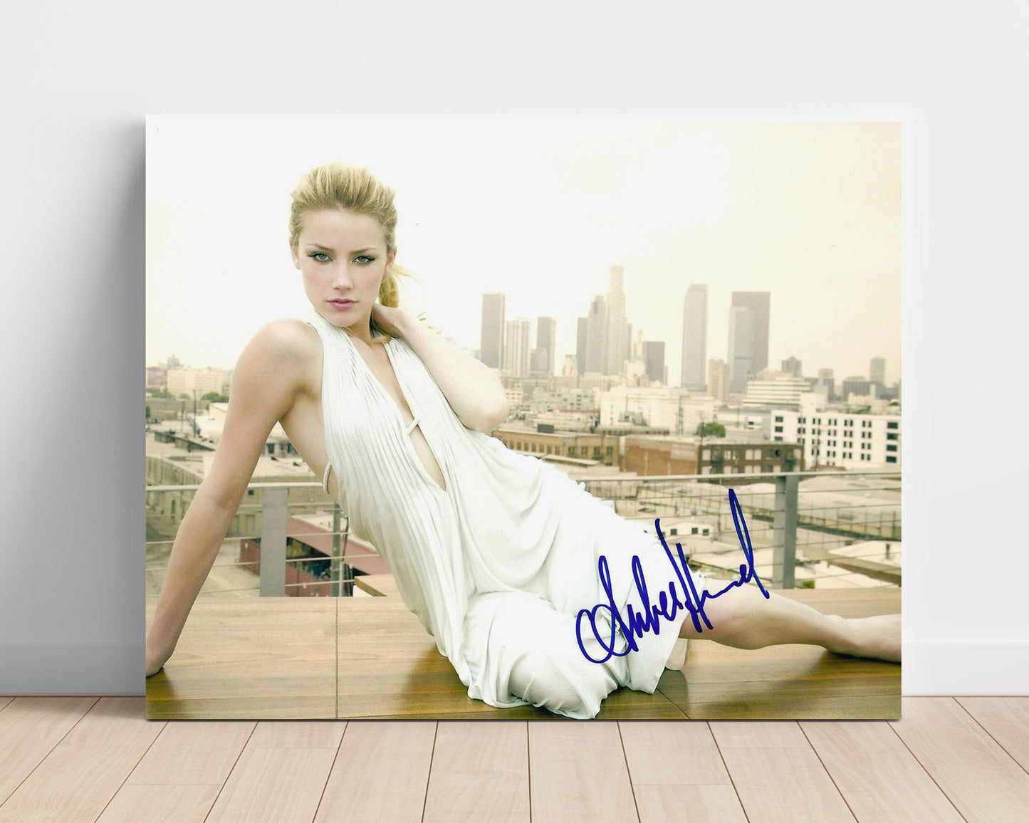 The Rum Diary - Amber Heard - Chenault - Sunlit chaise lounge movie wall art 16x20 Unframed Print