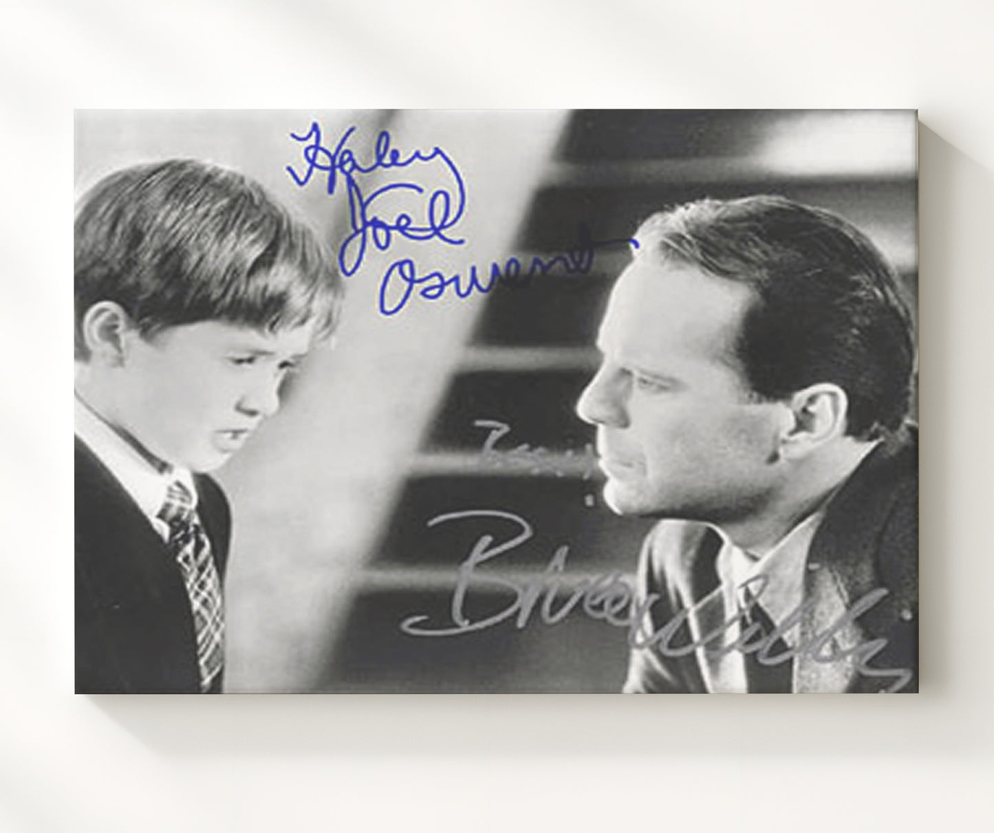 The Sixth Sense - Bruce Willis and Haley Joel Osment - I see dead people Vintage Movie Wall Art - 20x24 Canvas movie decor
