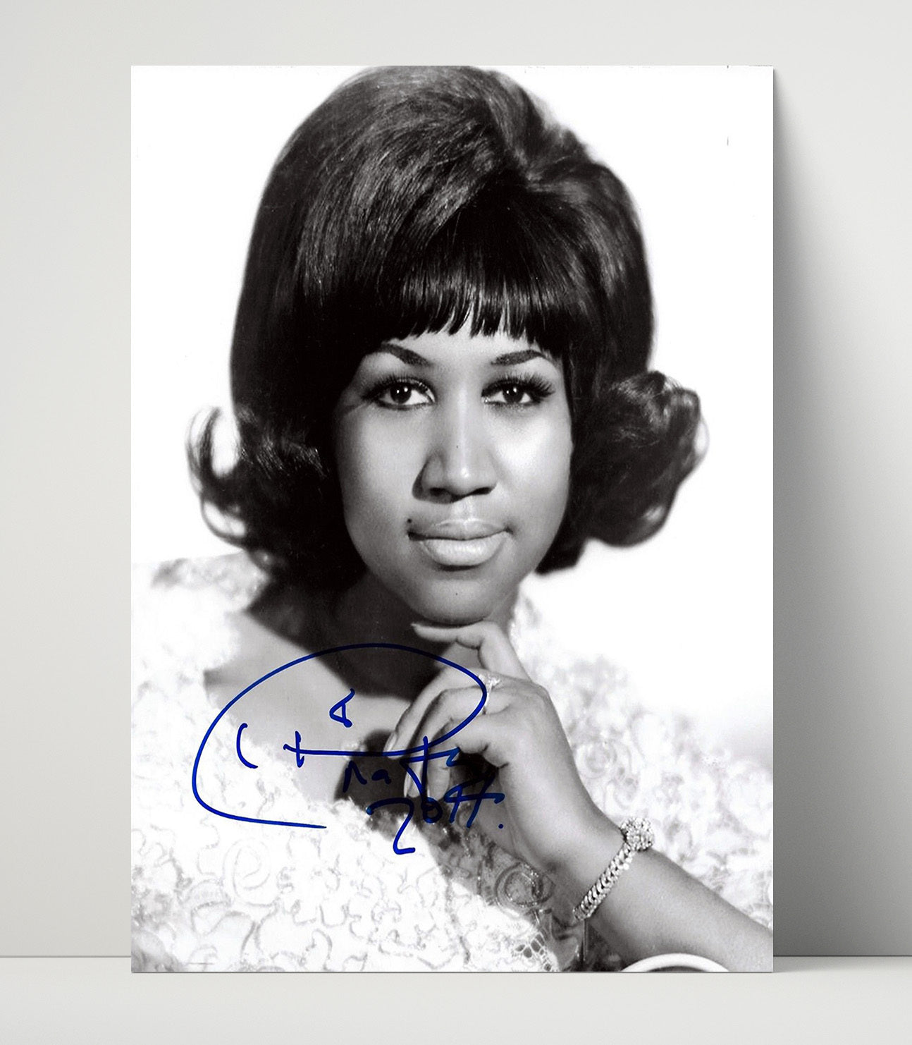 Aretha Franklin - Queen of Soul Gaze - Vintage Music Wall Art - 16x20 Unframed Print music decor
